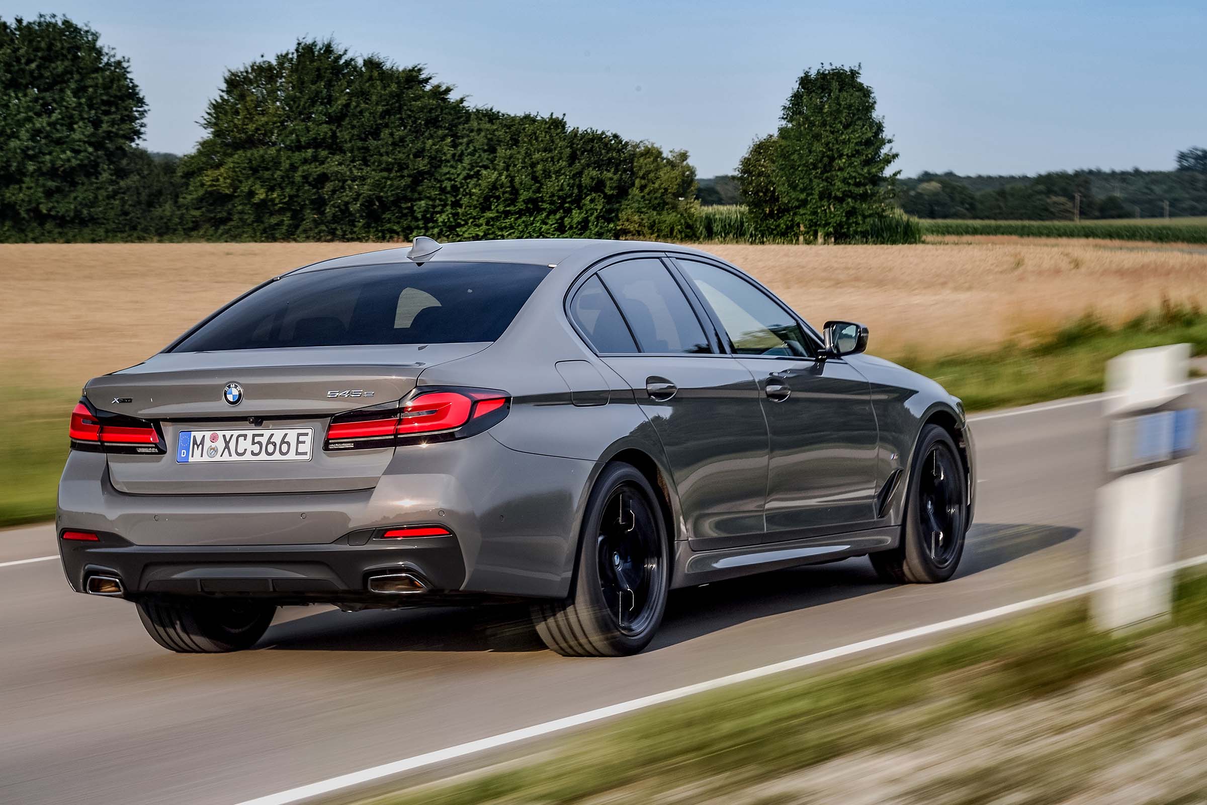 BMW 545e