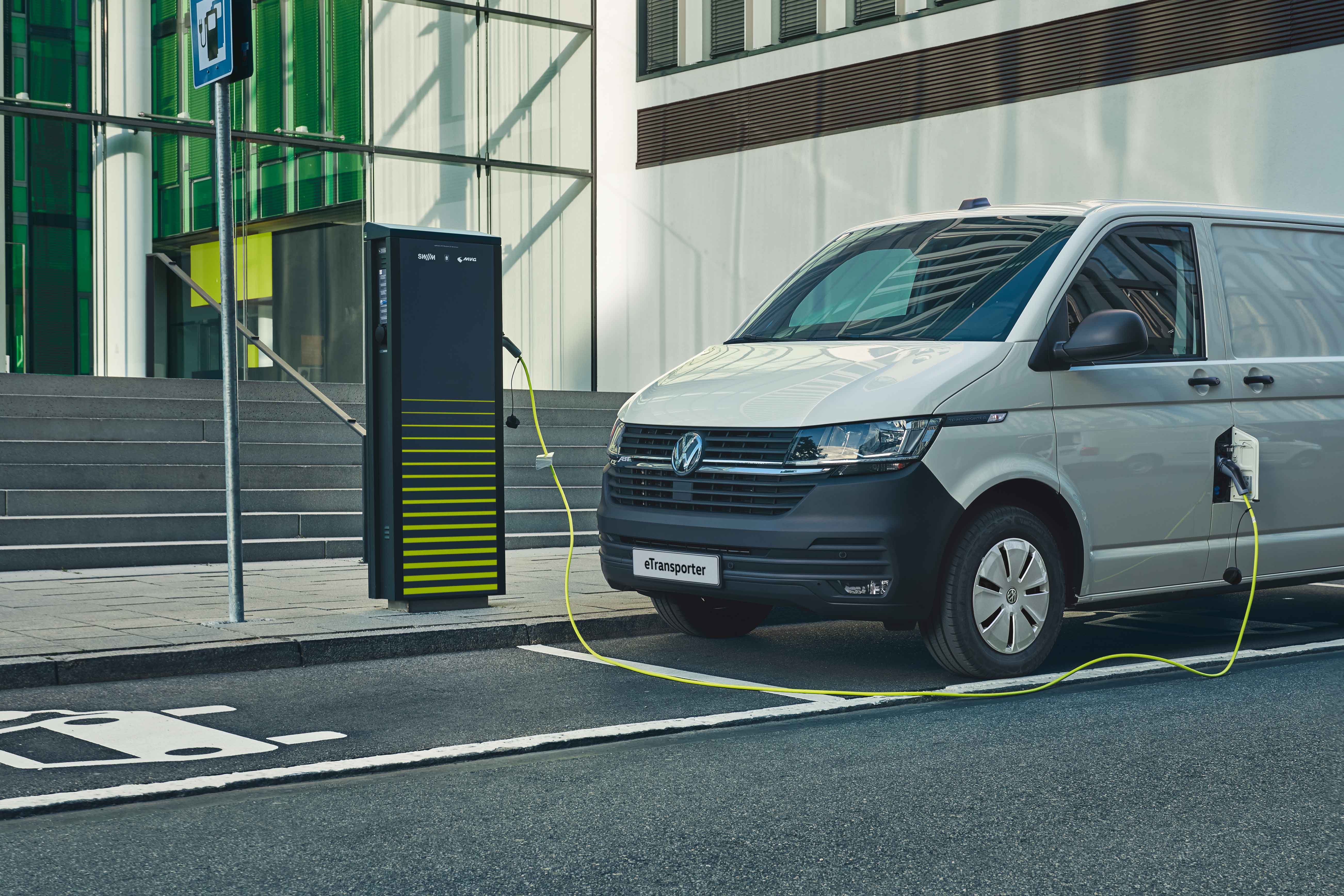 Volkswagen e-Transporter charging