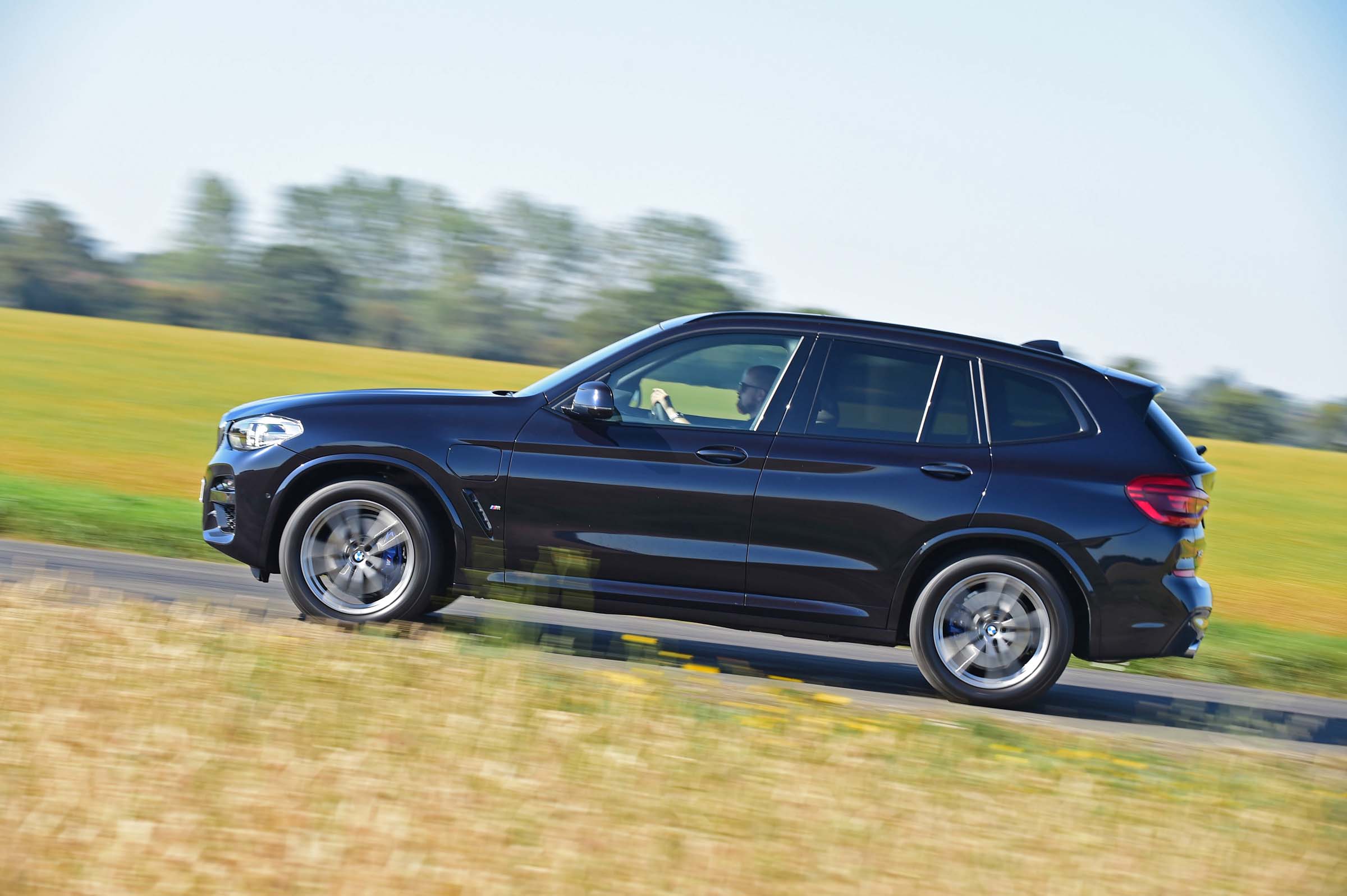 BMW X3 hybrid