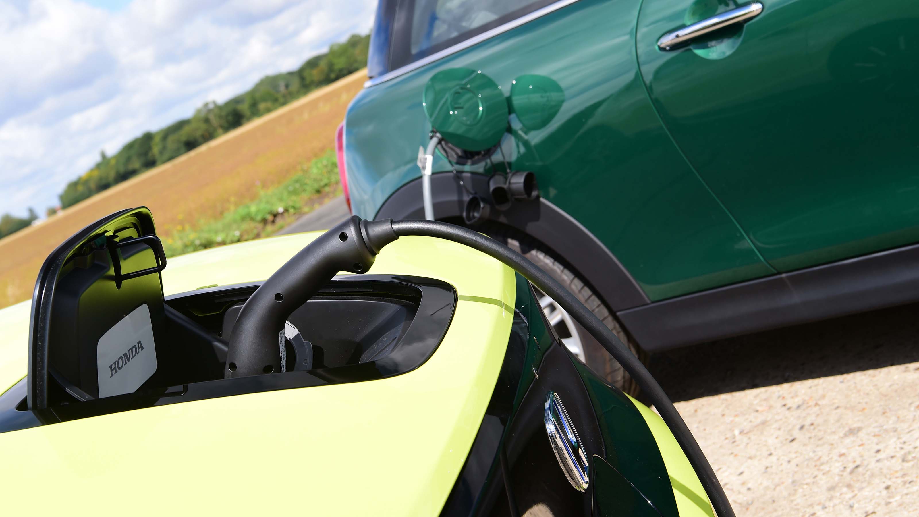 Honda e vs MINI Electric
