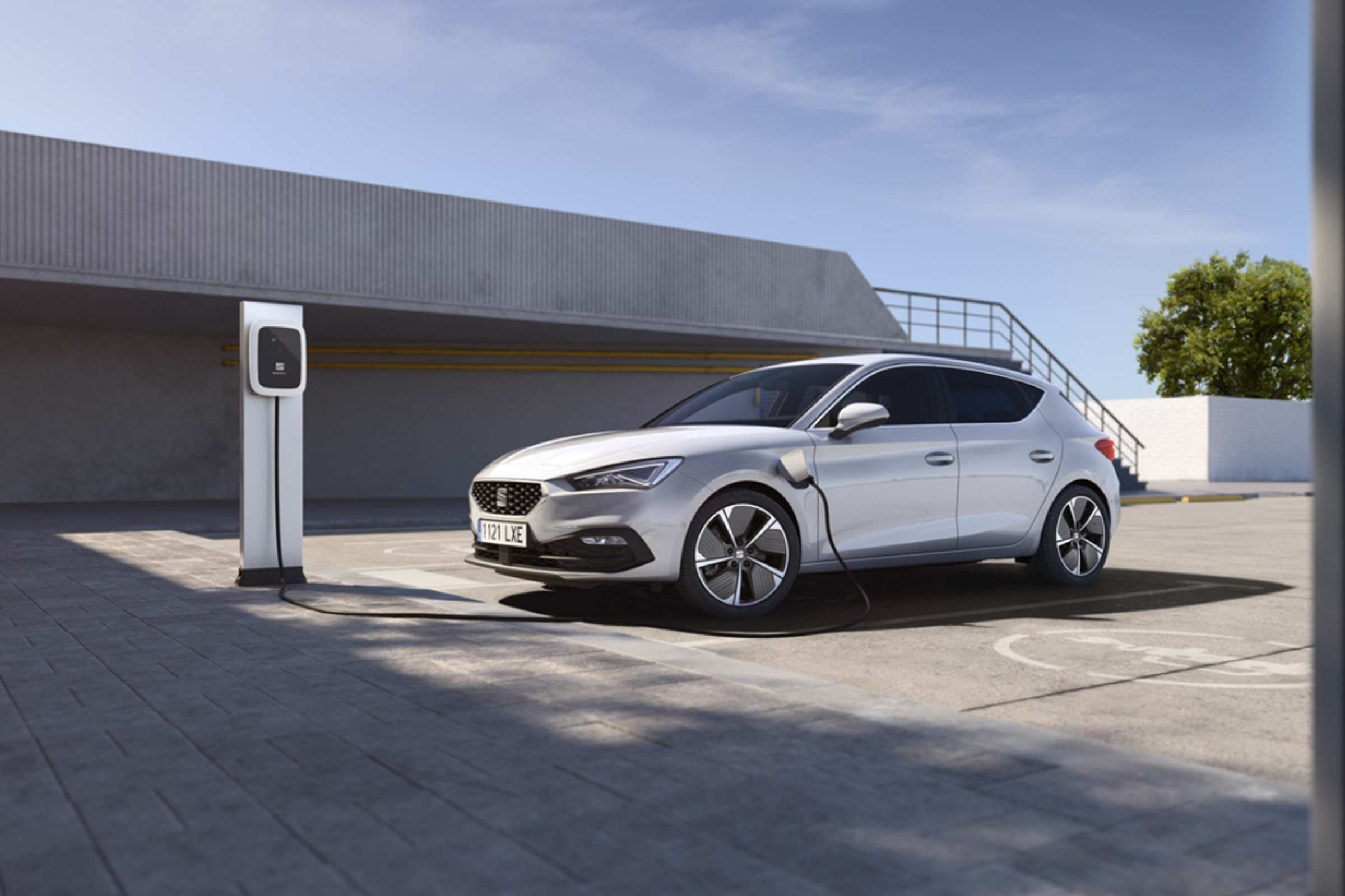SEAT Leon hybrid