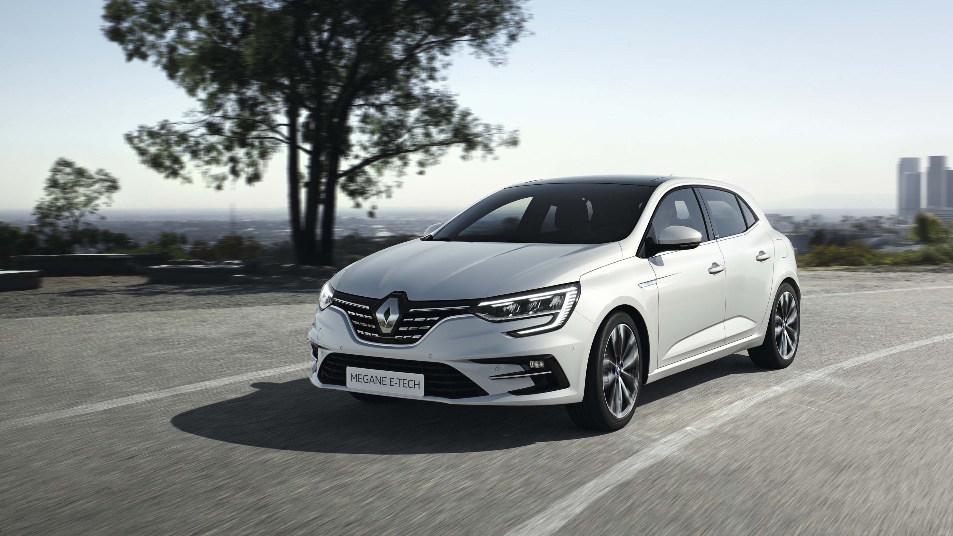Renault Megane E-TECH hybrid