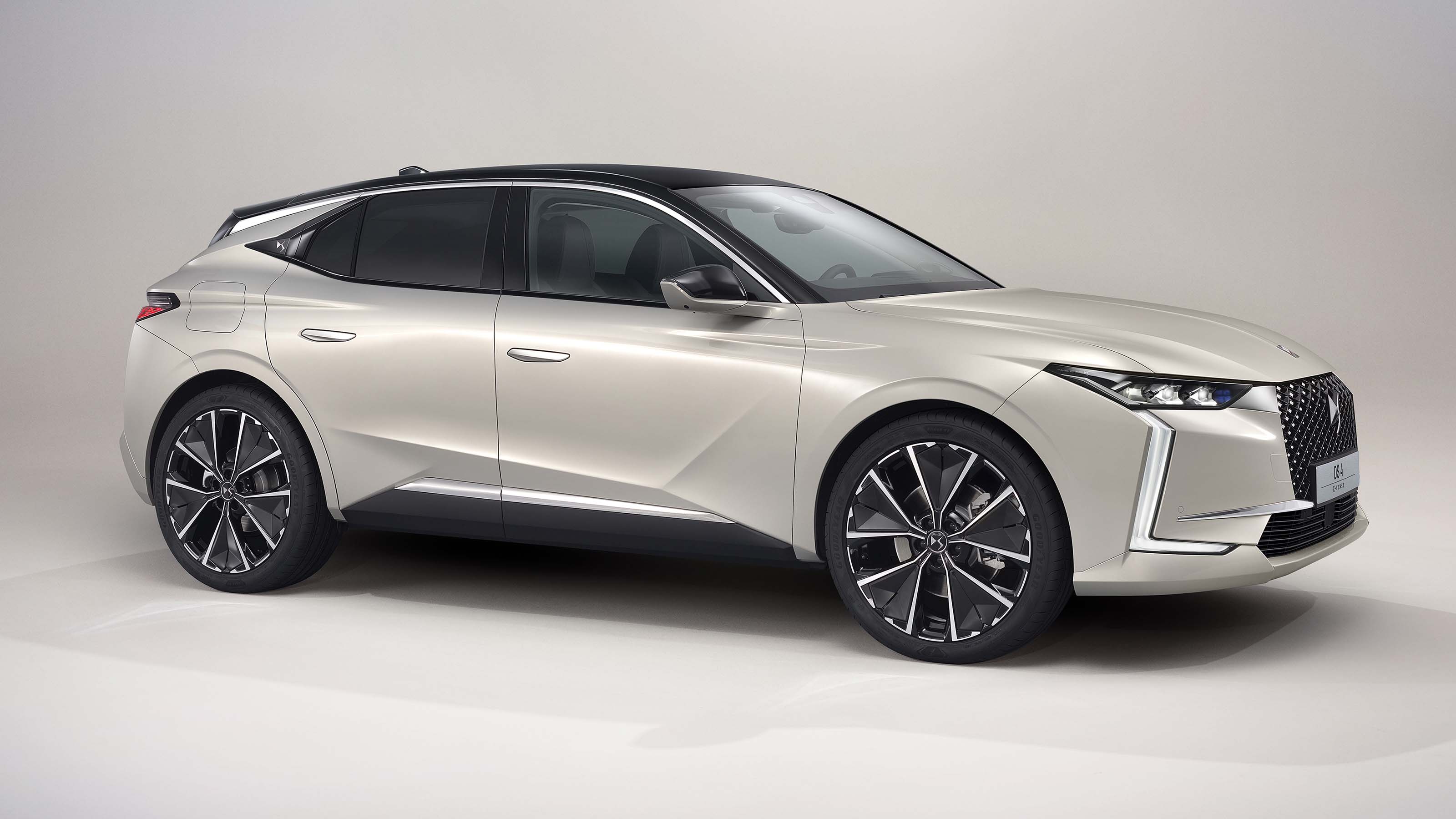 DS 4 E-TENSE