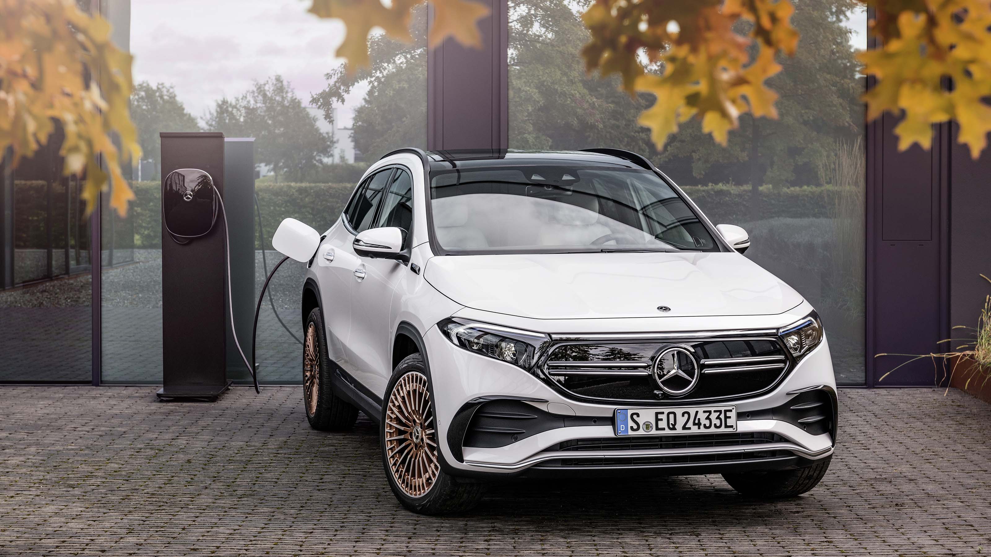 Mercedes EQA