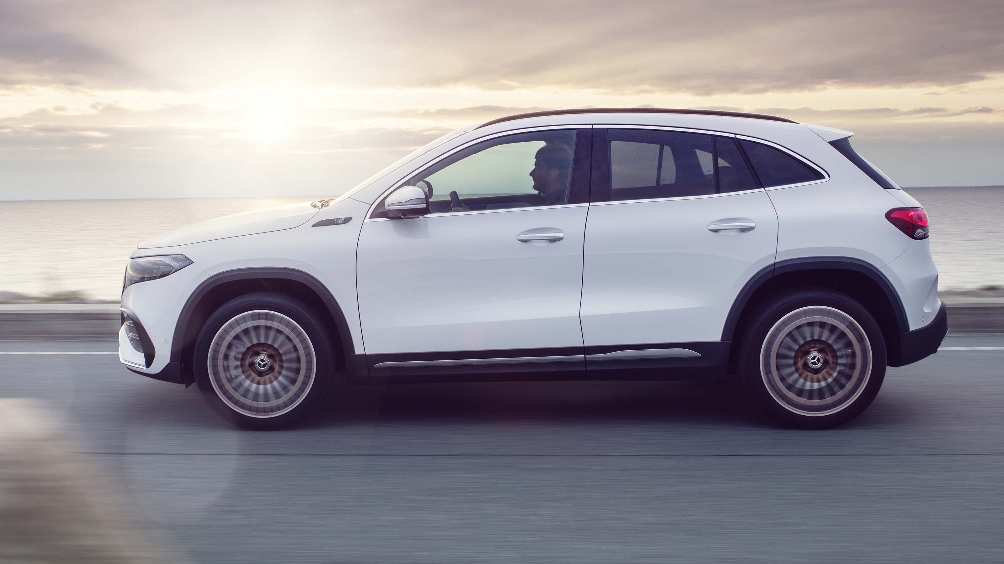 Mercedes EQA