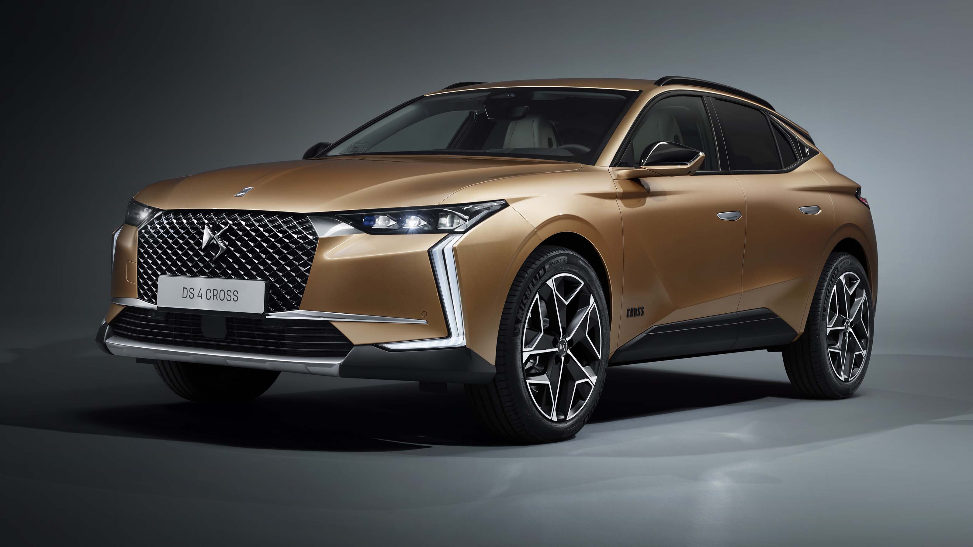 DS 4 Cross