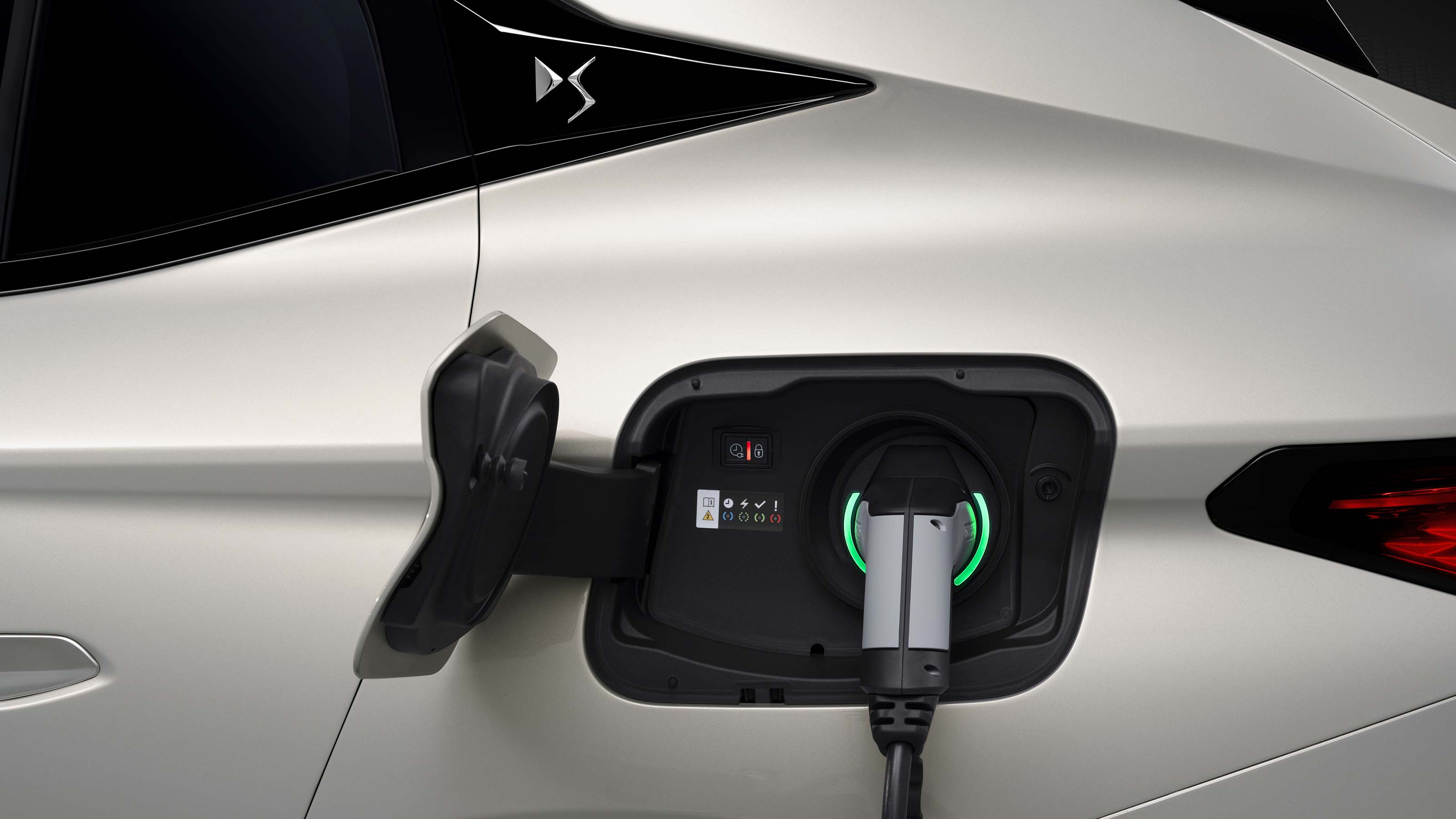 DS 4 E-TENSE