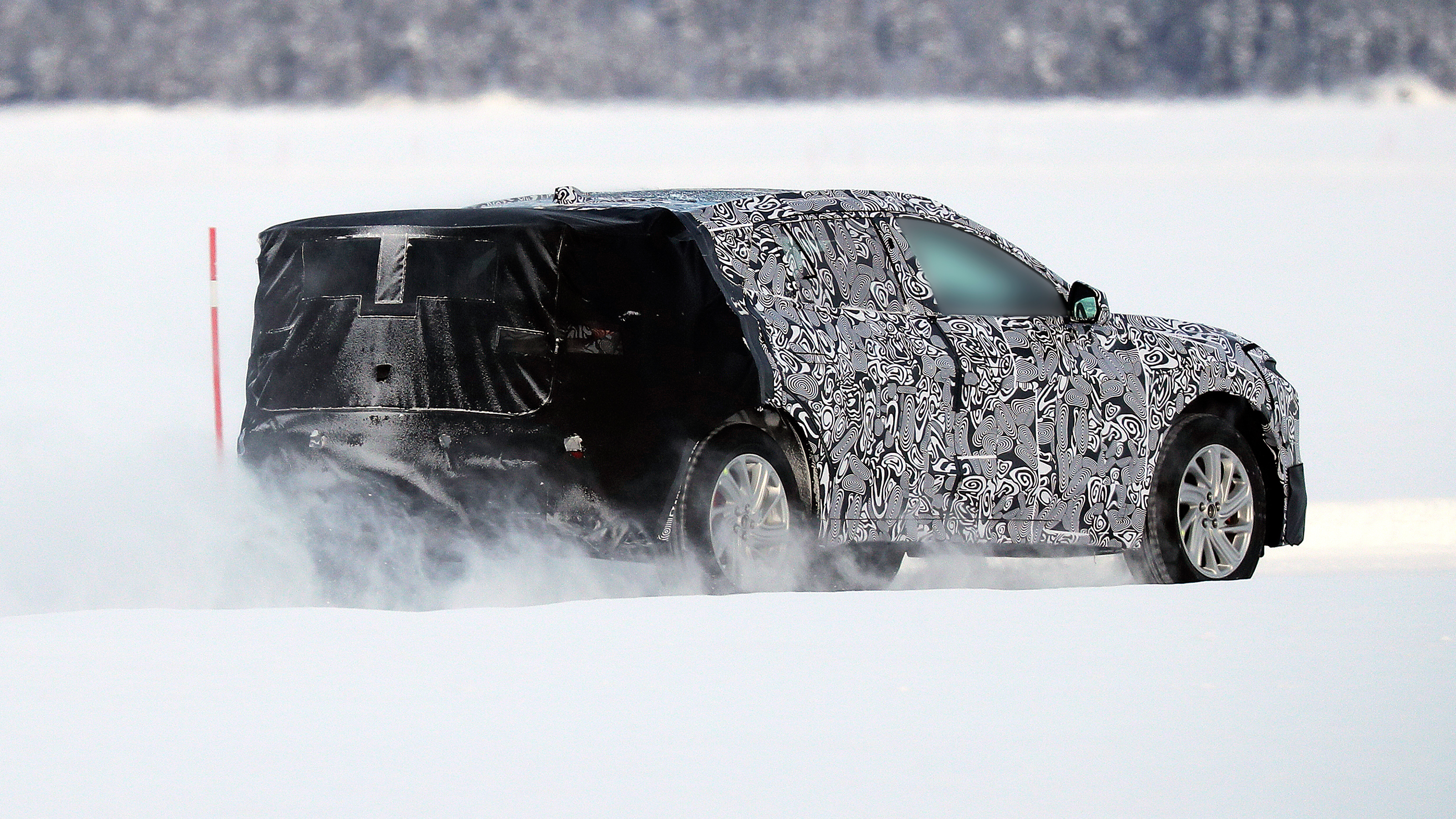 Ford Mondeo SUV spy shot