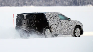 Ford Mondeo SUV spy shot
