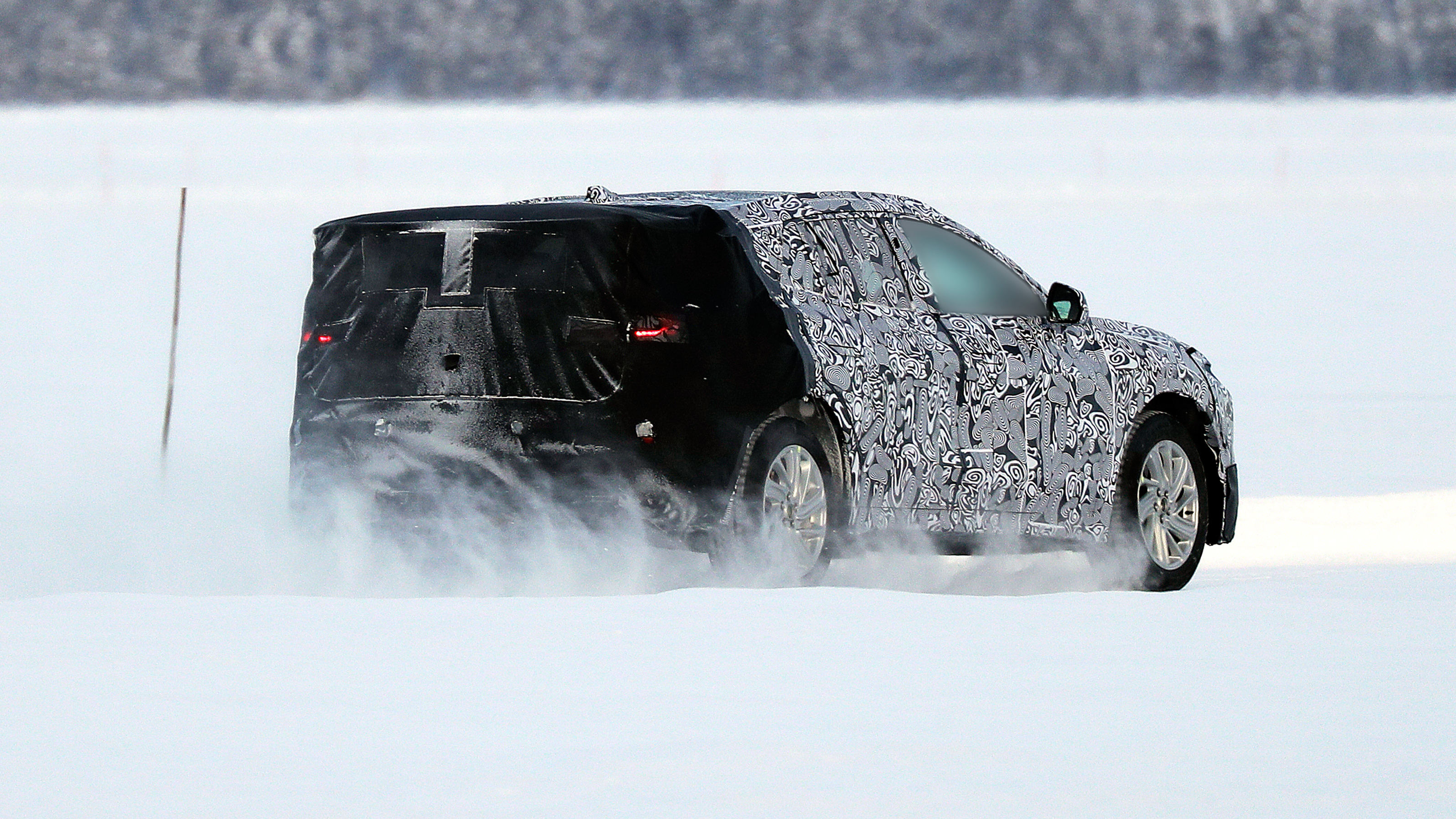 Ford Mondeo SUV spy shot