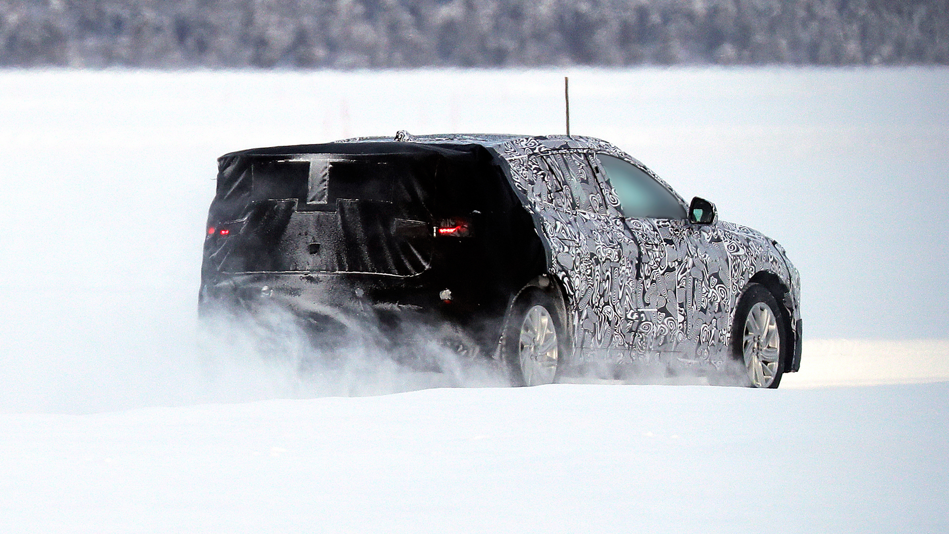 Ford Mondeo SUV spy shot
