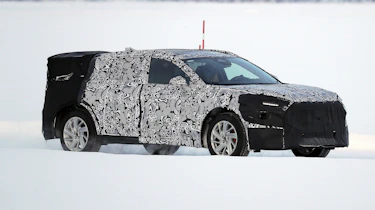 Ford Mondeo SUV spy shot