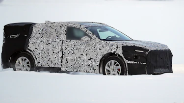 Ford Mondeo SUV spy shot