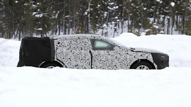 Ford Mondeo SUV spy shot