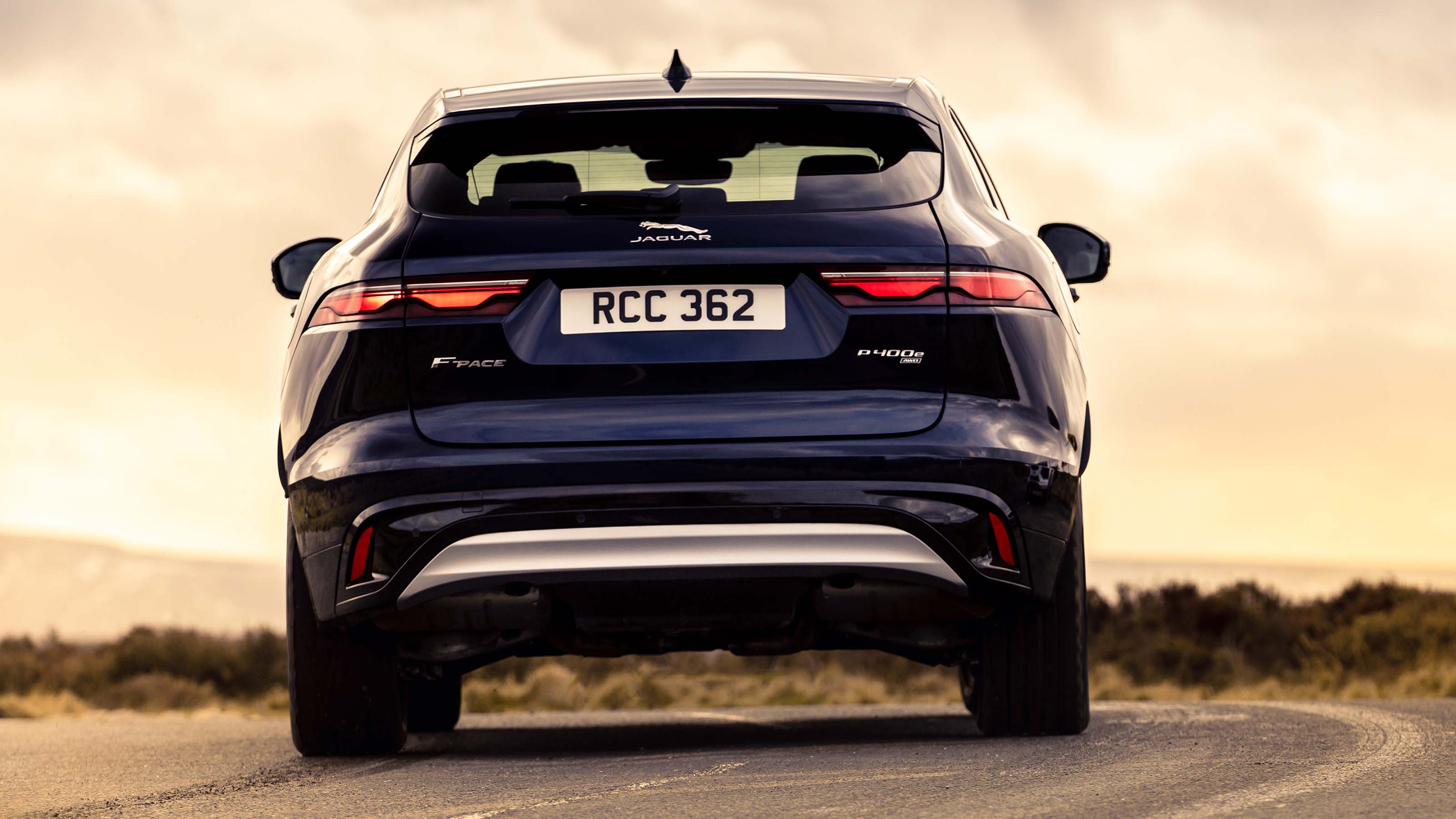 Jaguar F-Pace hybrid