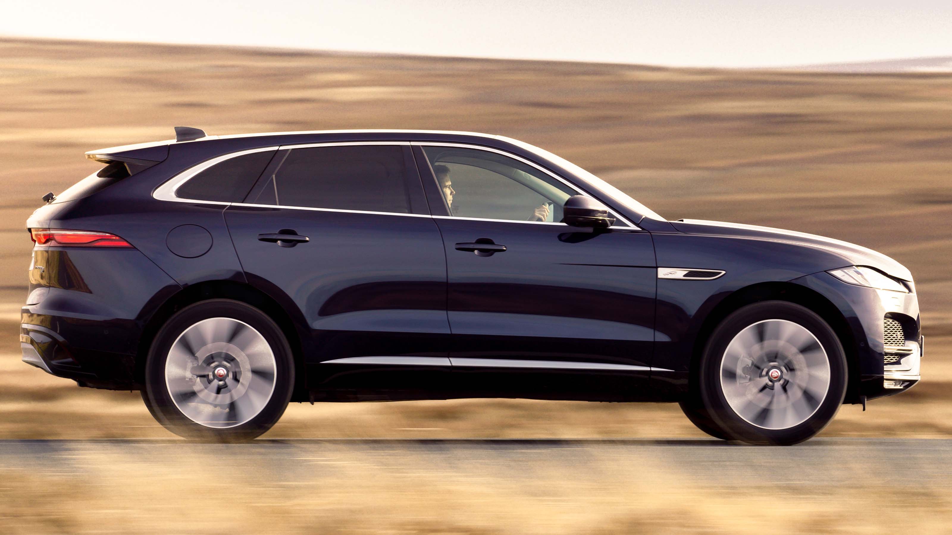 Jaguar F-Pace hybrid
