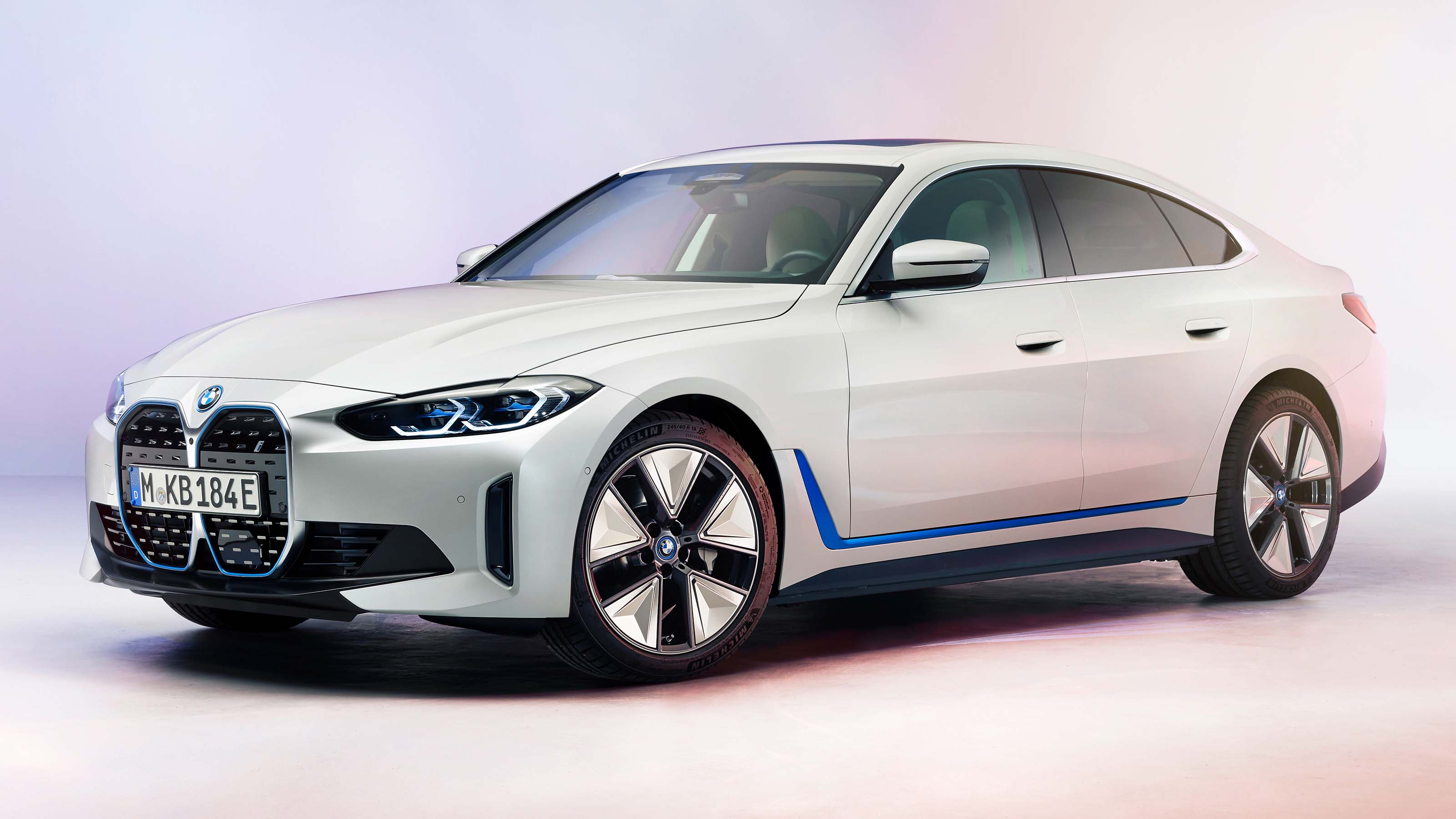BMW i4