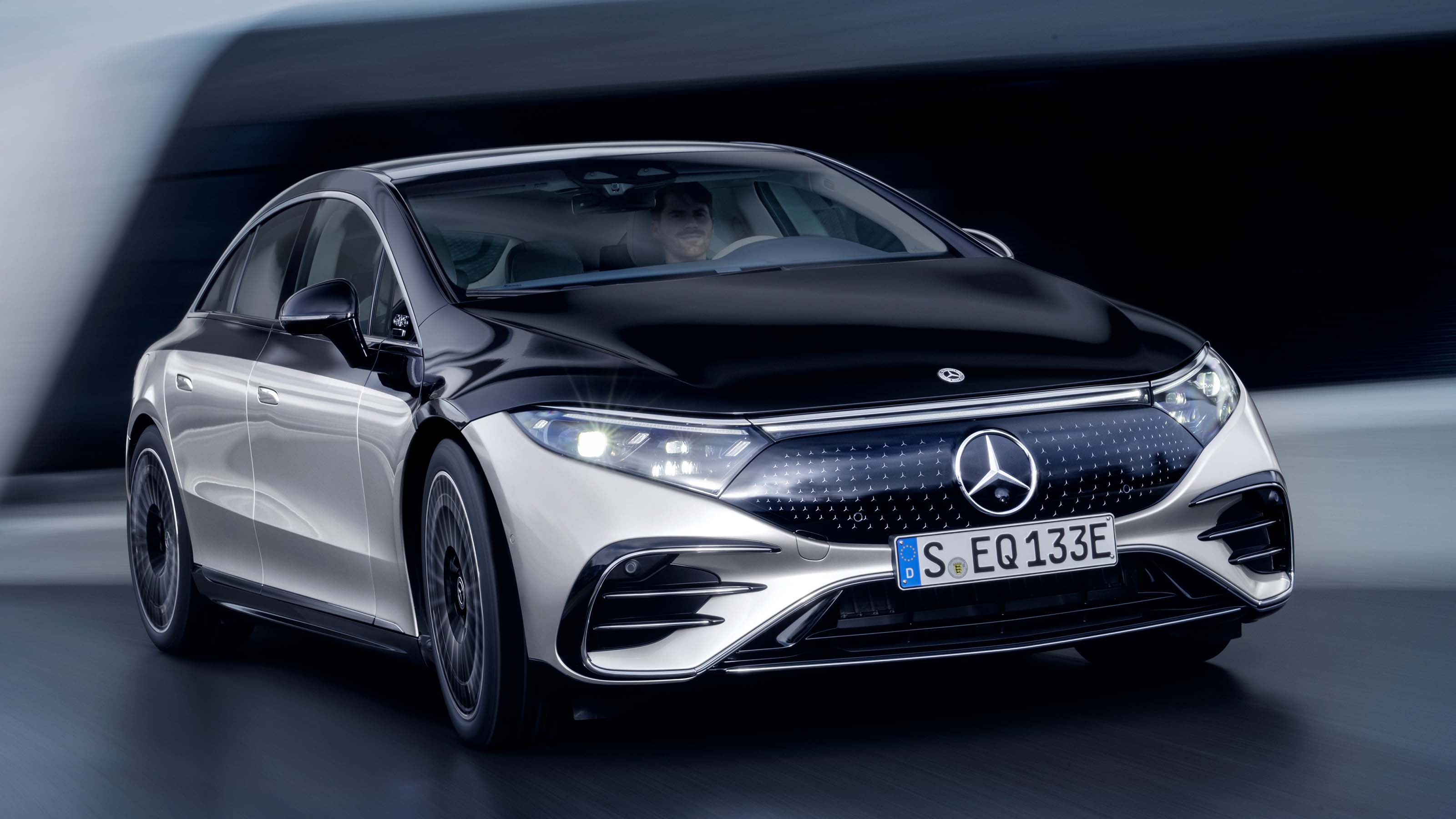 Mercedes EQS