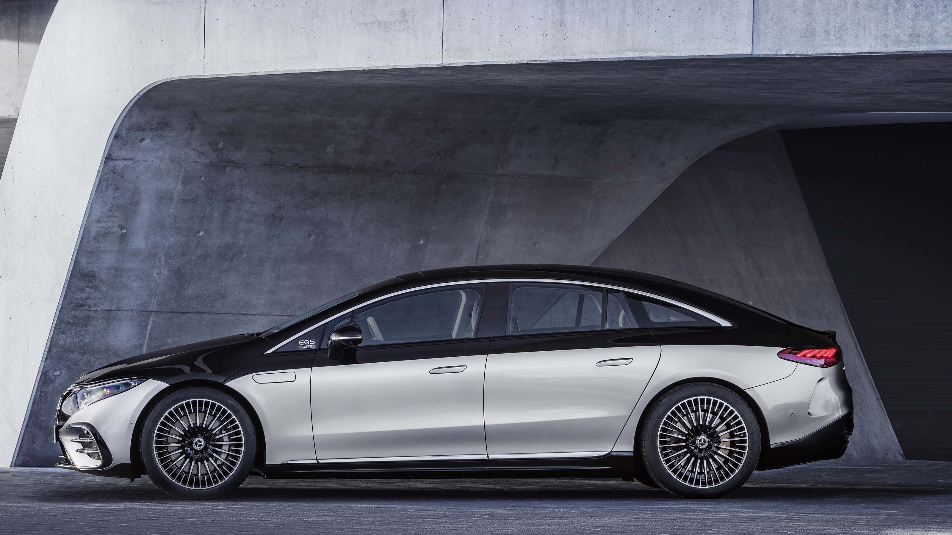 Mercedes EQS
