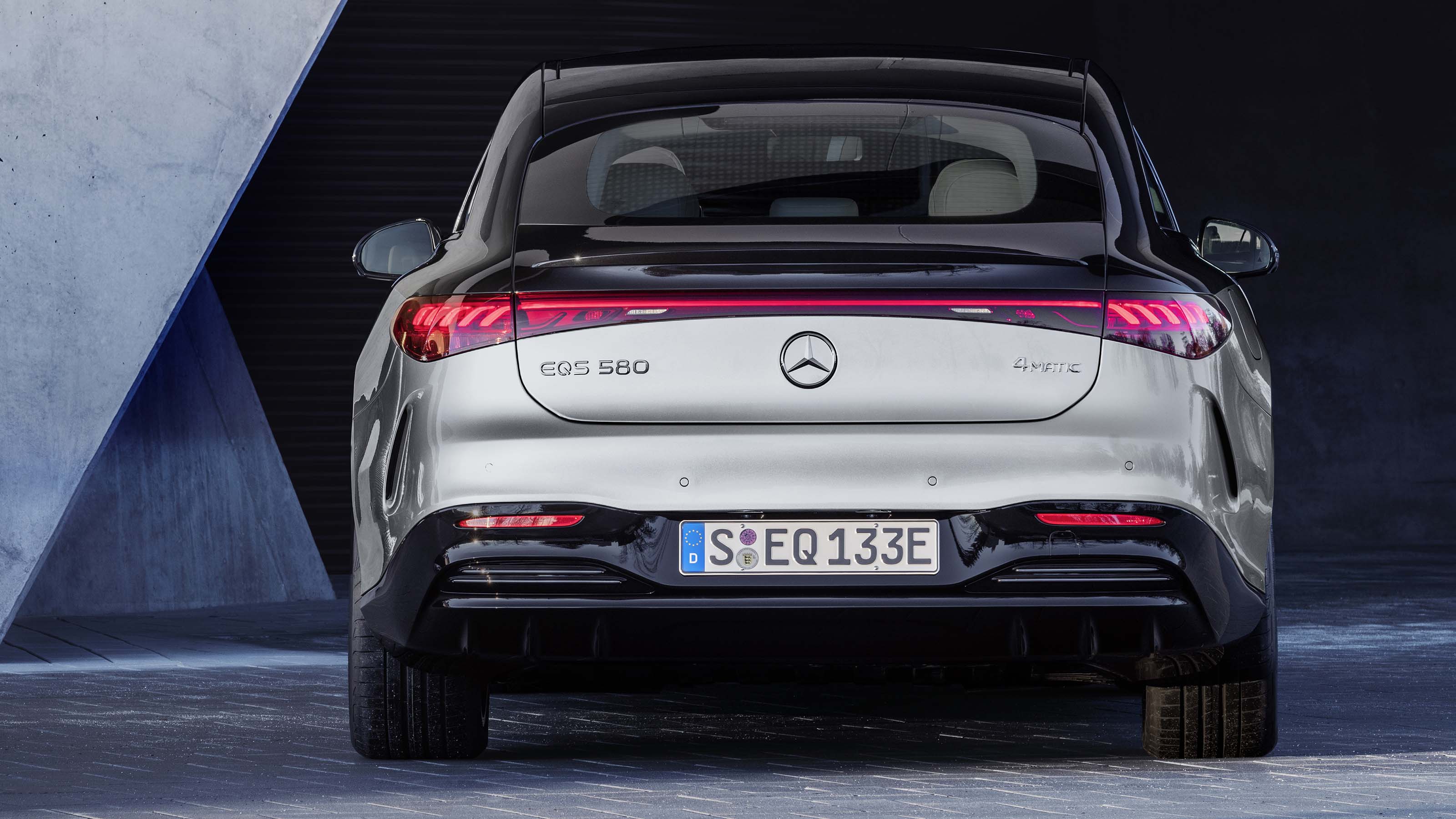 Mercedes EQS