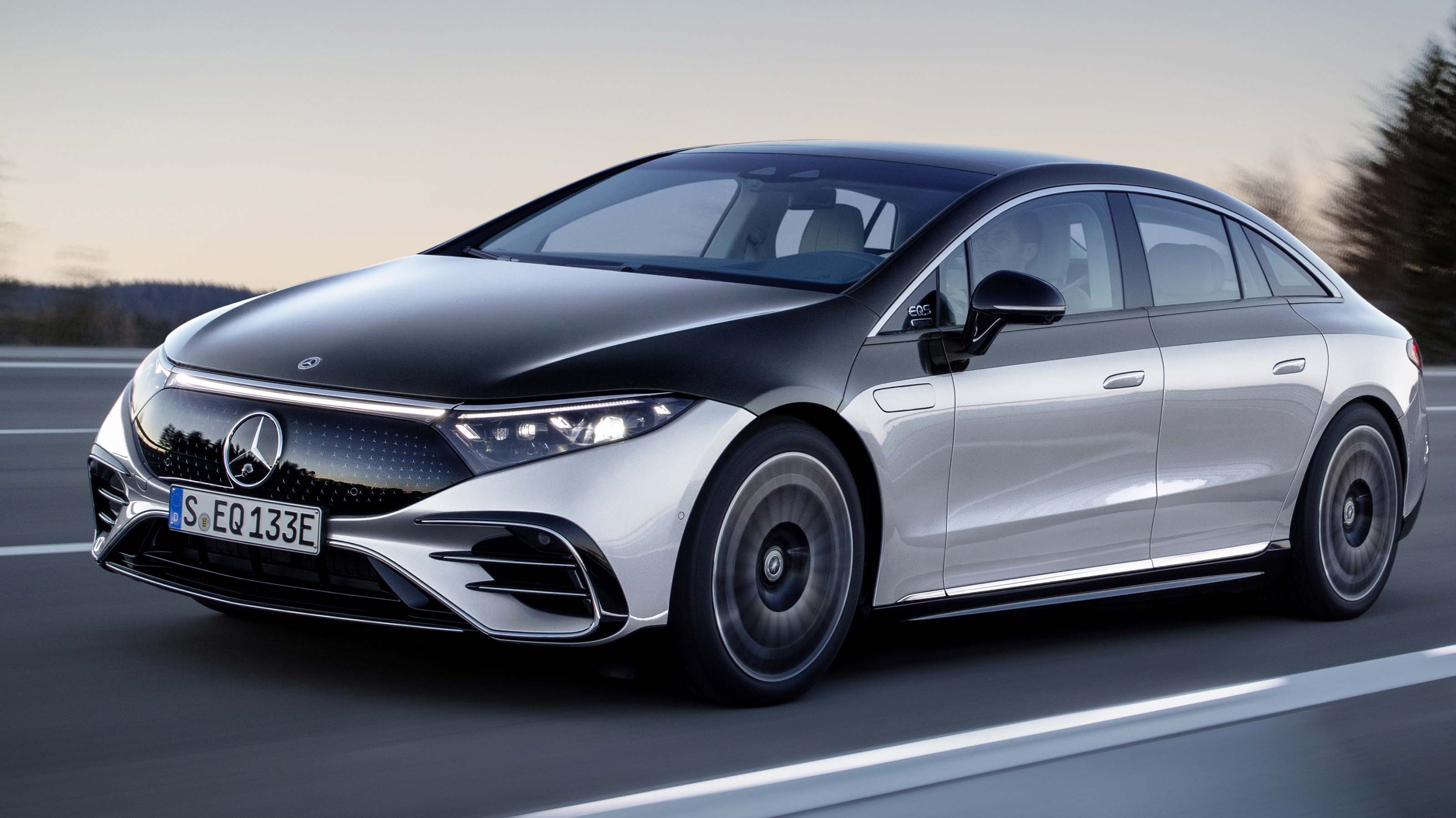 Mercedes EQS