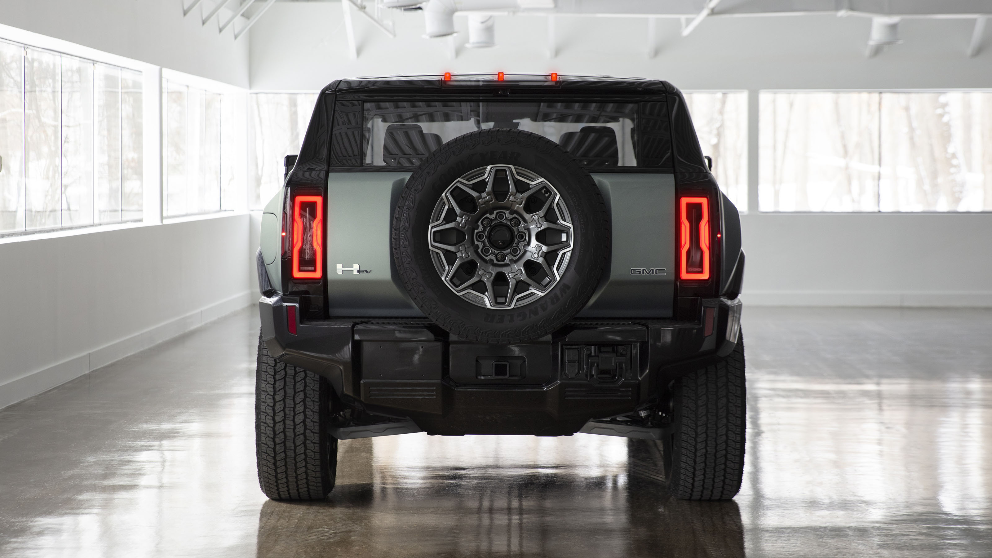 Electric GMC Hummer SUV - Exterior