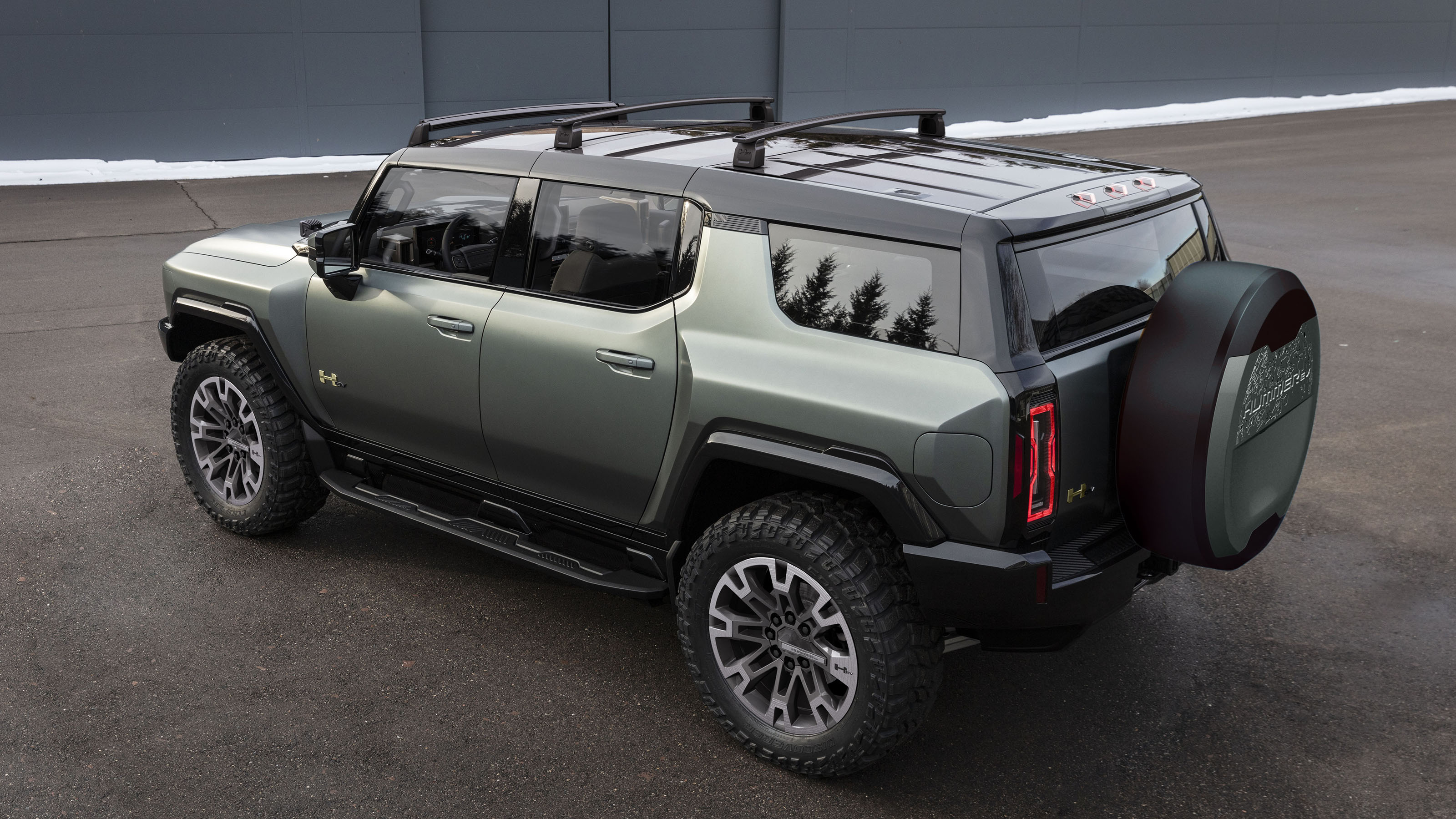 Electric GMC Hummer SUV - Exterior