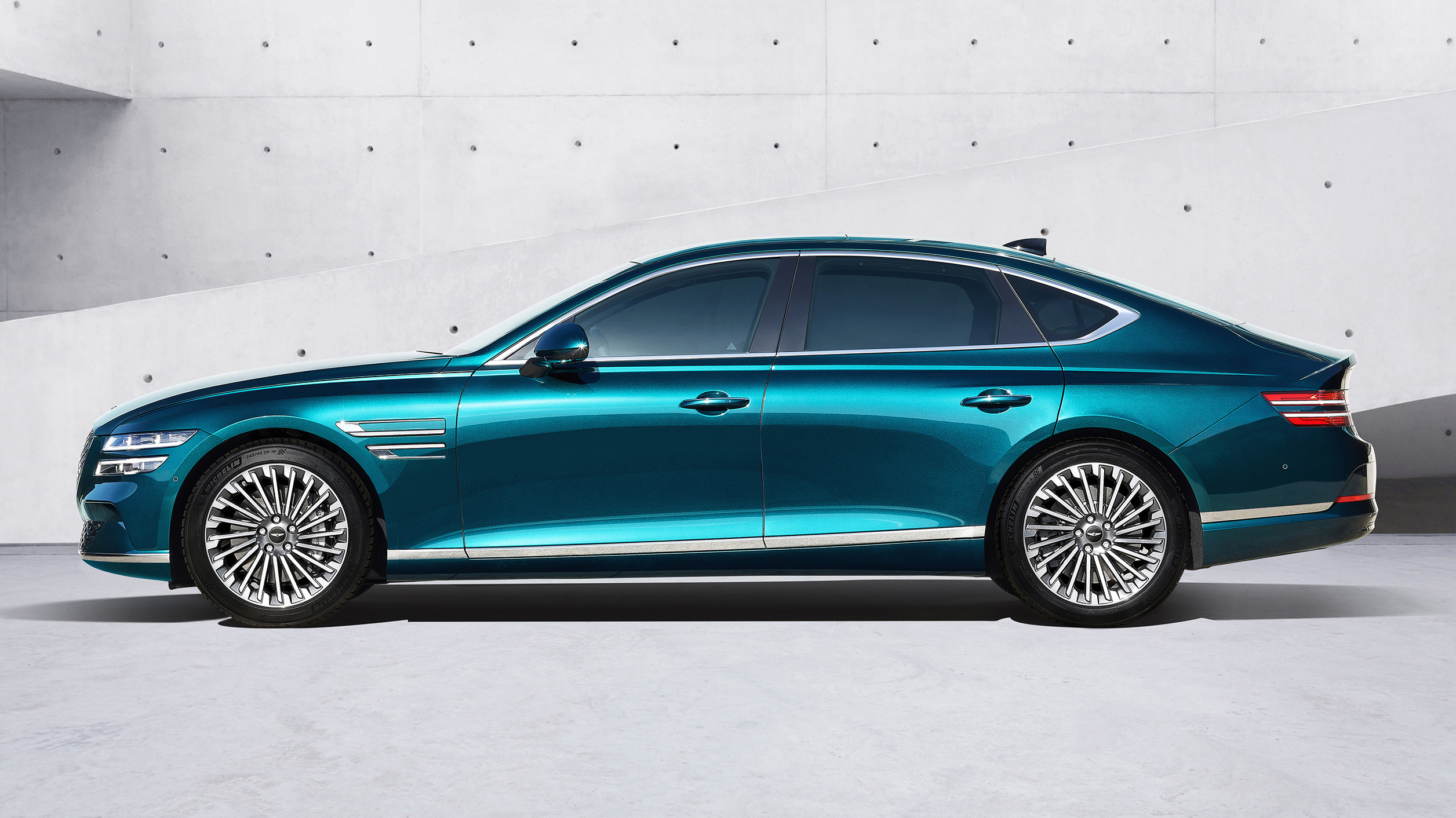 Genesis Electrified G80