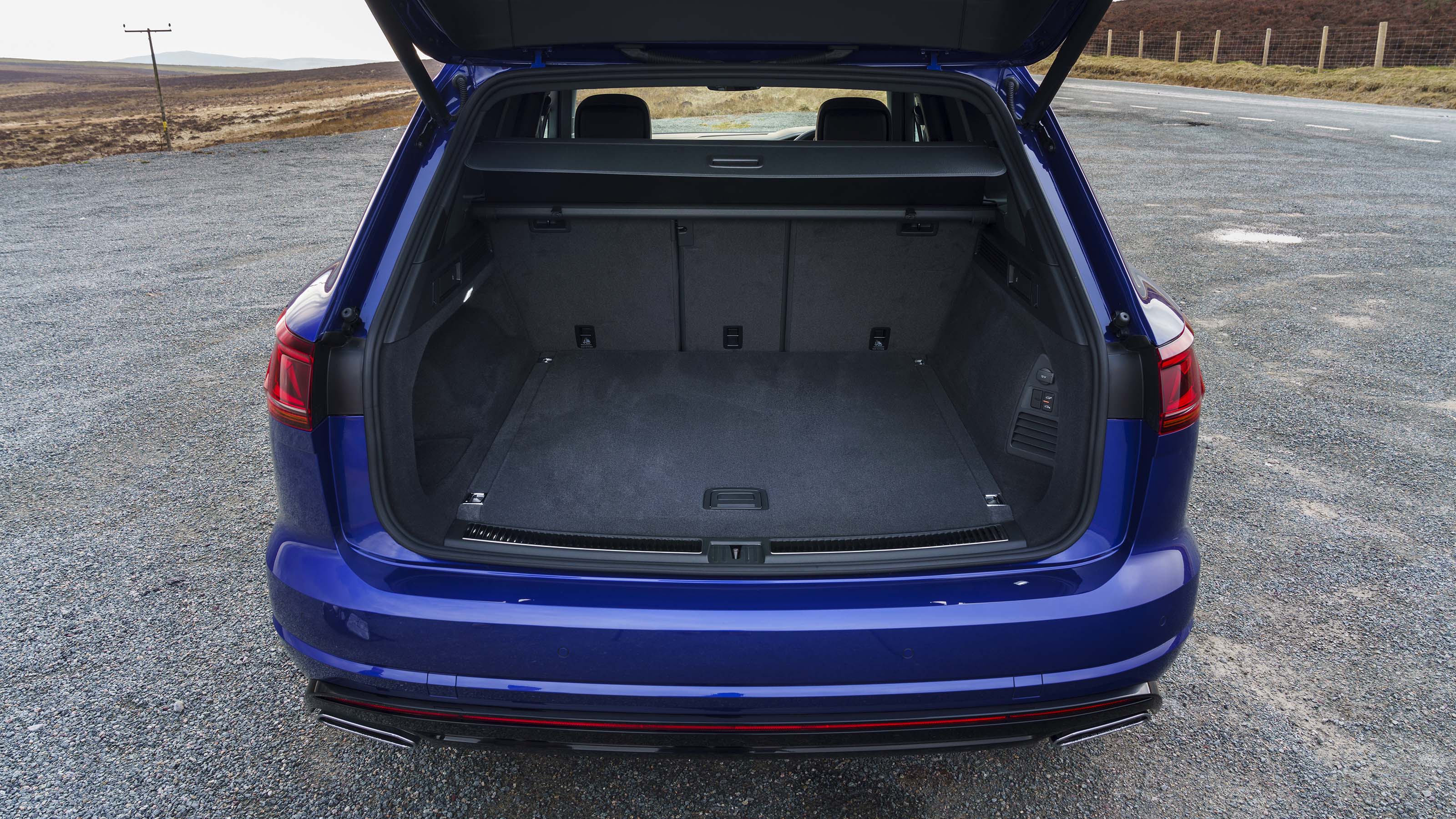 Volkswagen Touareg R