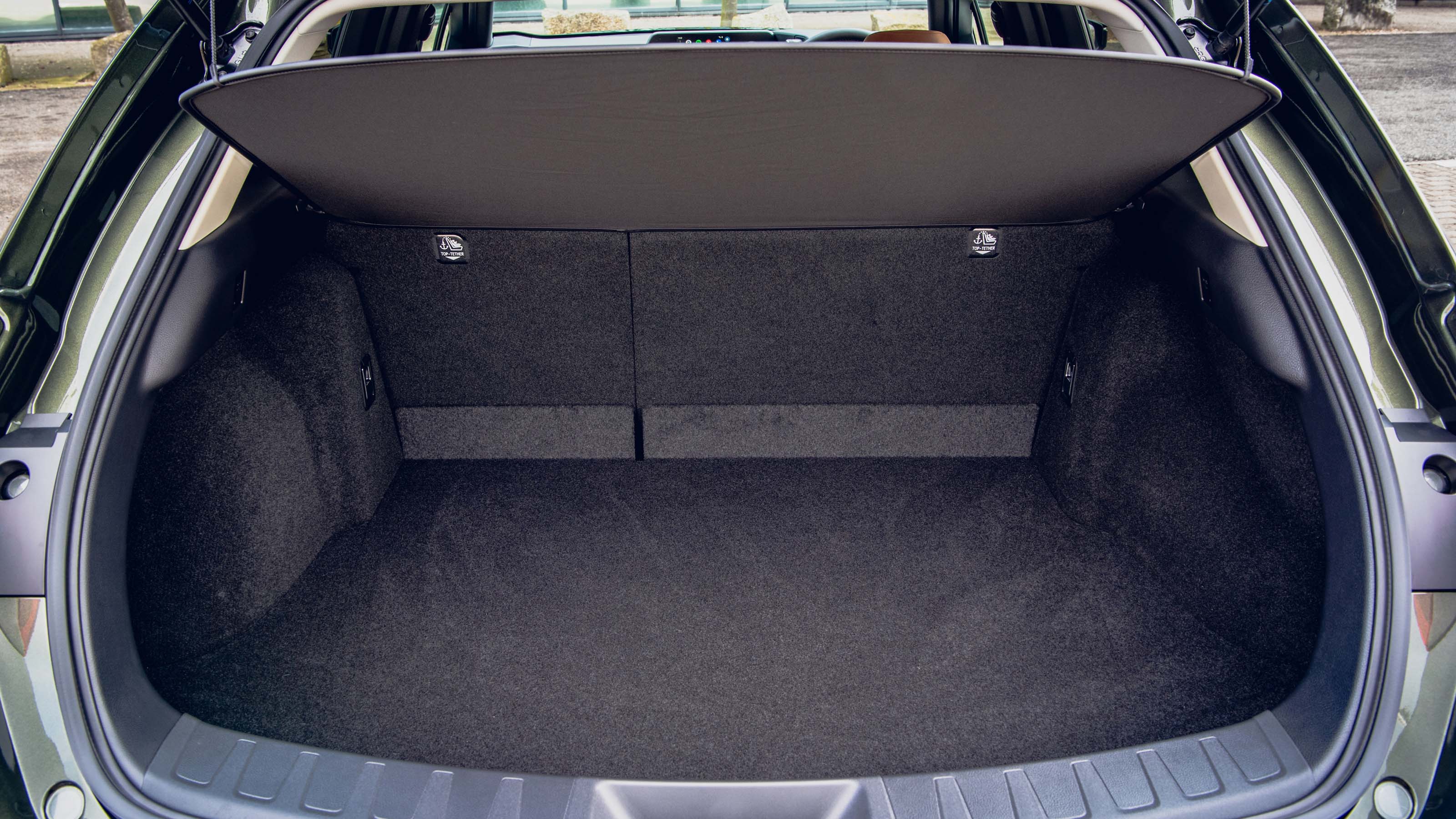 Lexus UX 300e