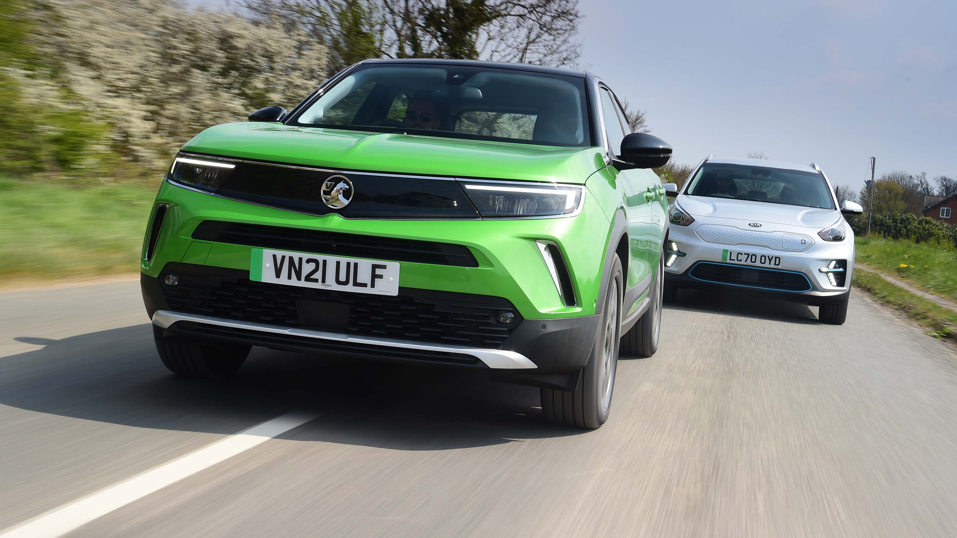 Kia e-Niro vs Vauxhall Mokka-e