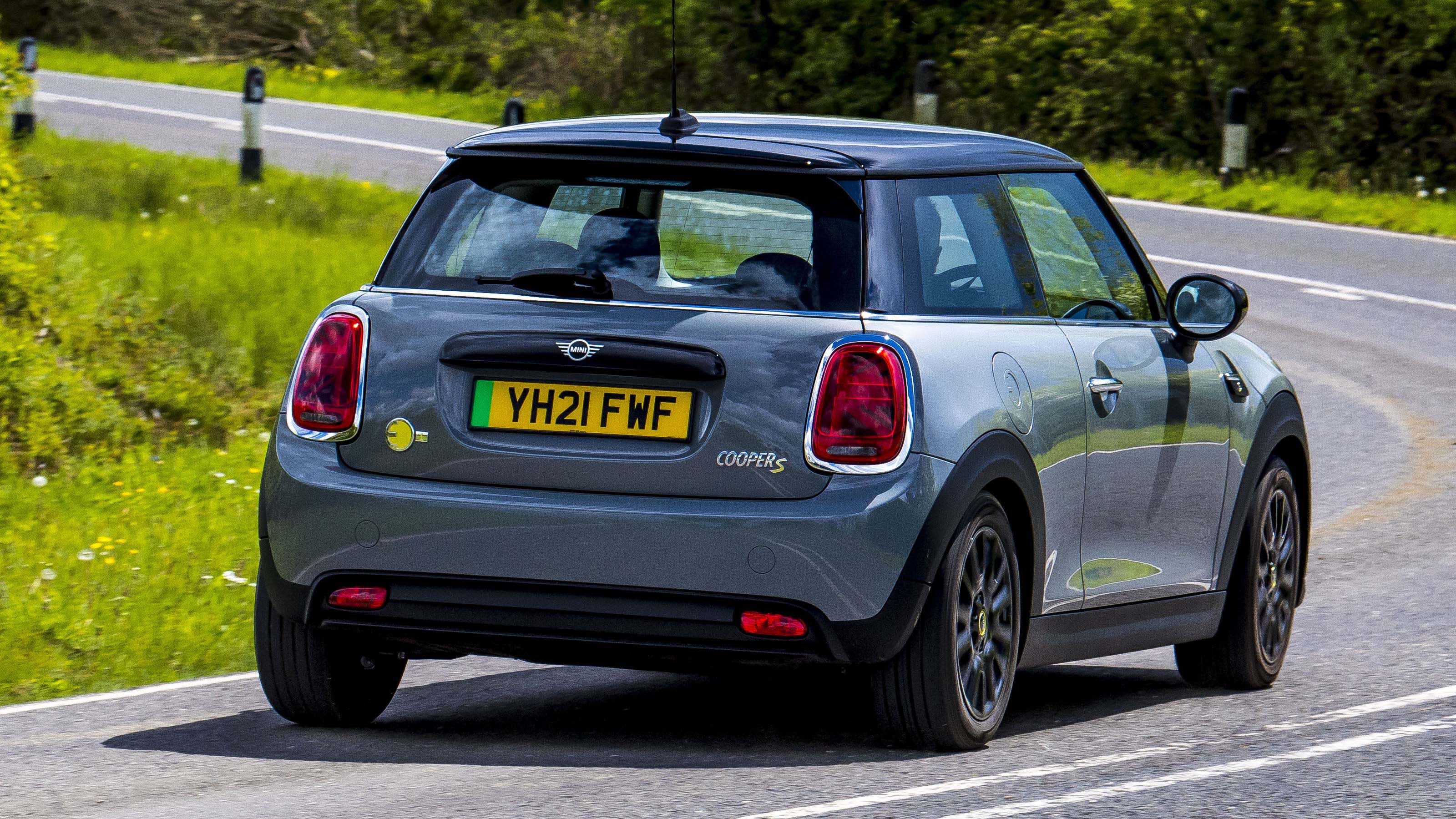 MINI Electric - rear dynamic