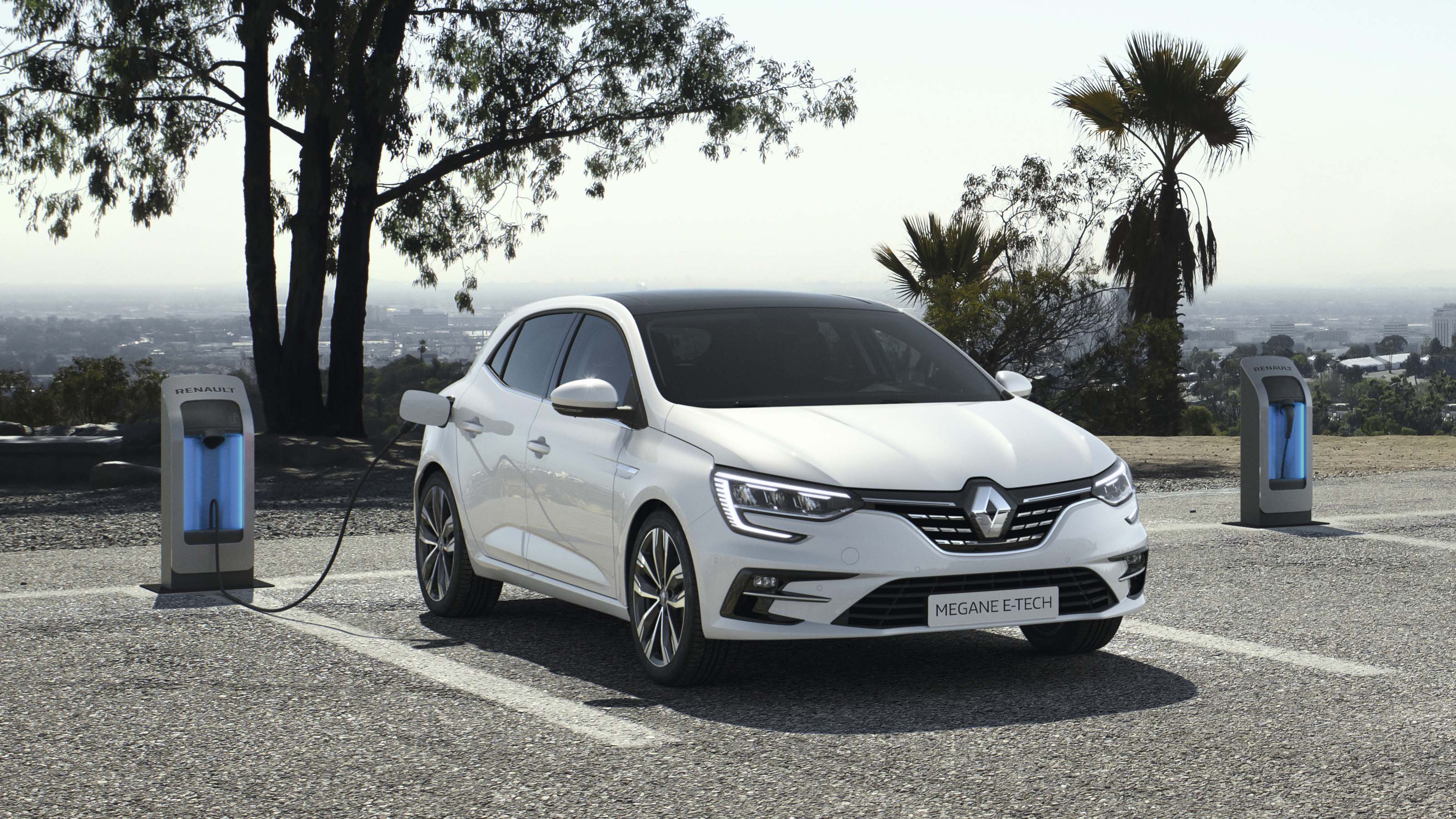 Renault Megane E-TECH hybrid