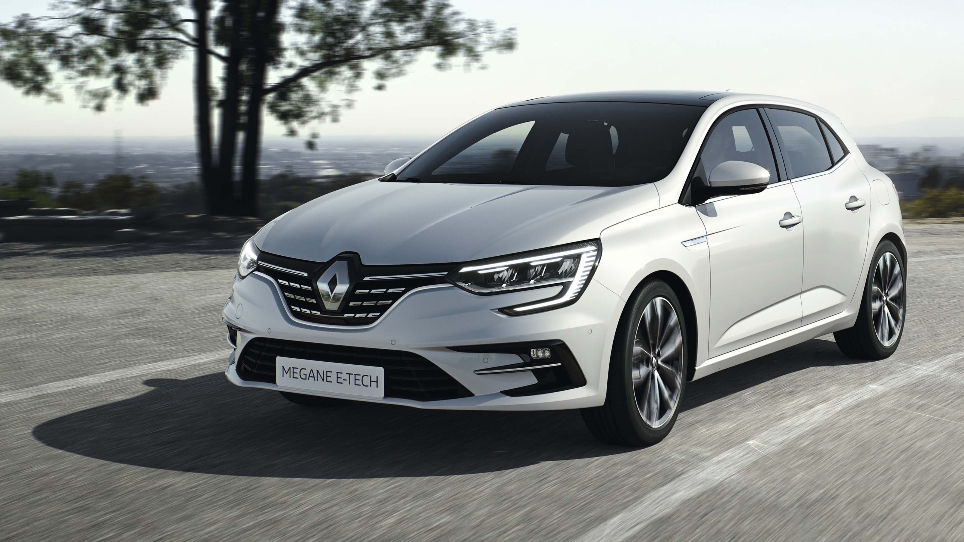 Renault Megane E-TECH hybrid