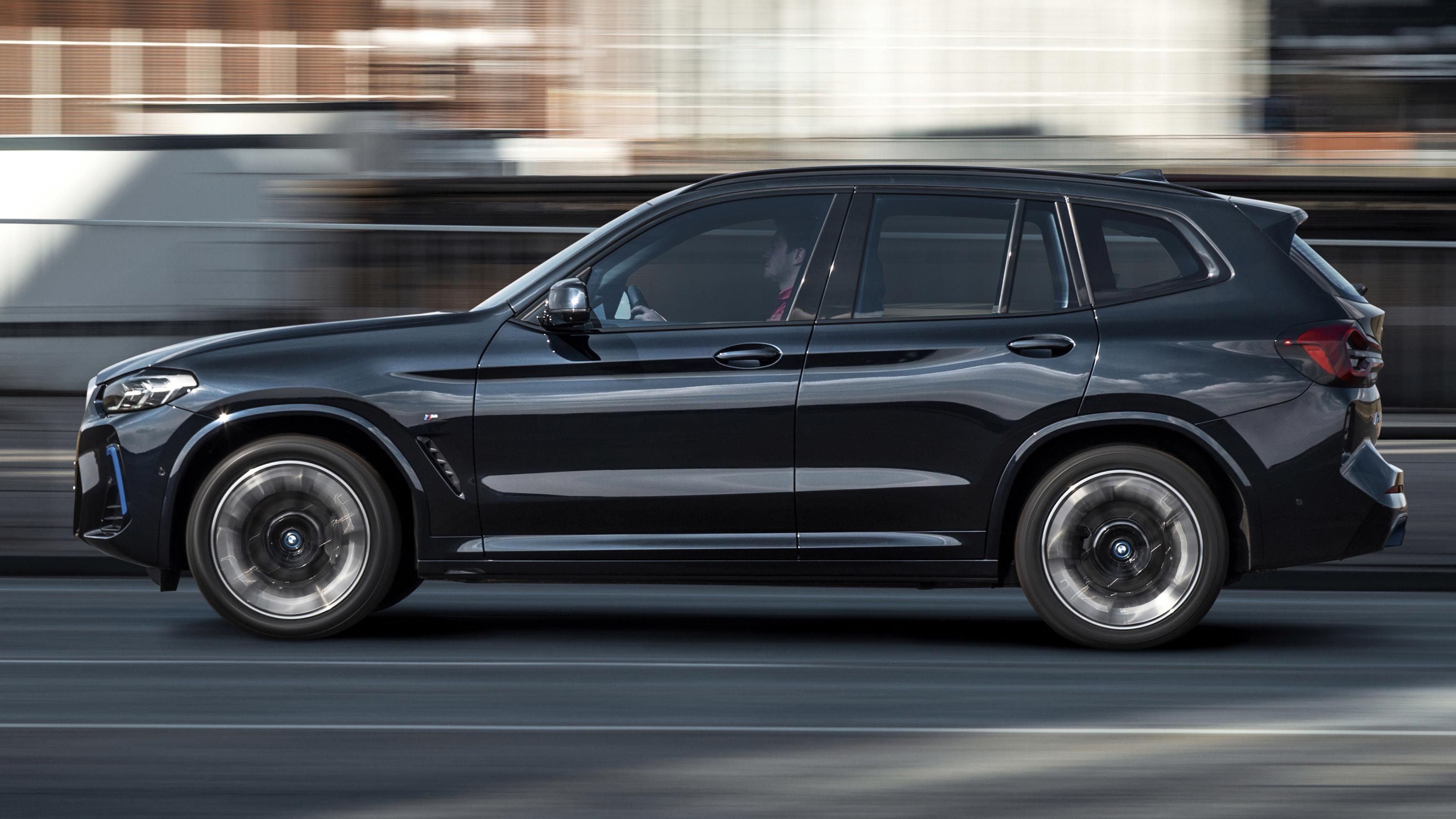 BMW iX3 facelift