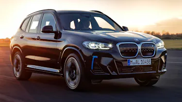 BMW iX3 facelift
