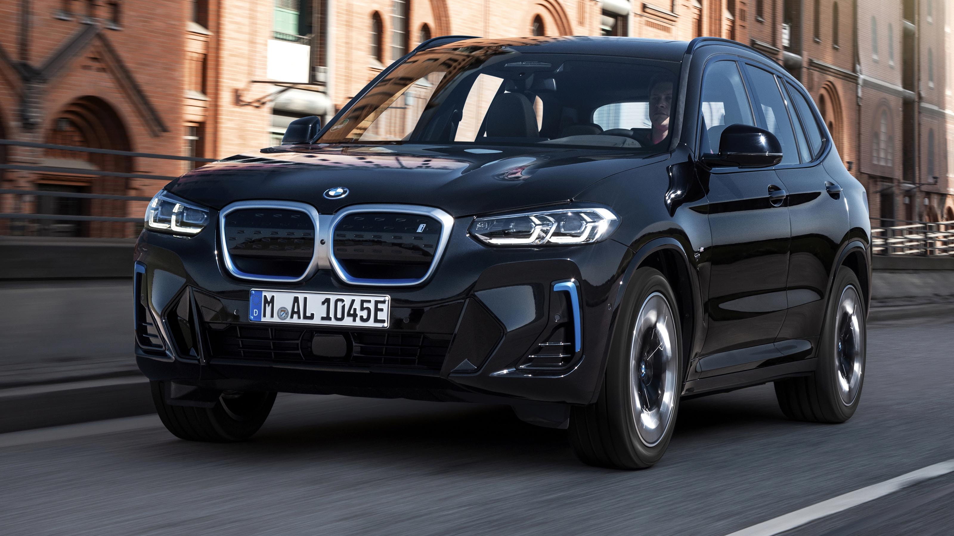 BMW iX3 facelift