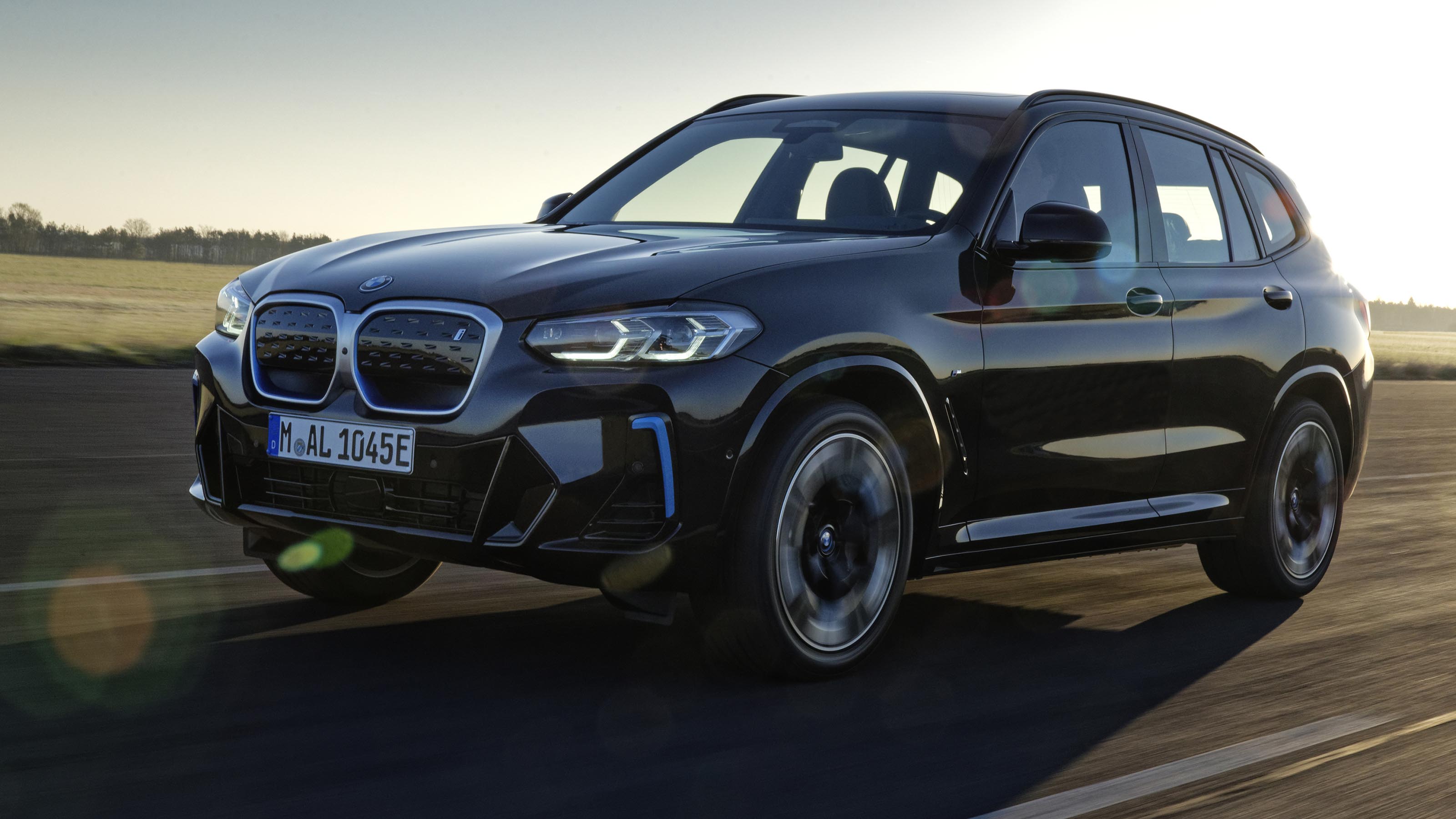 BMW iX3 facelift
