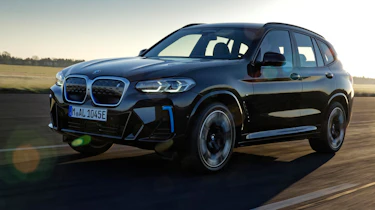BMW iX3 facelift