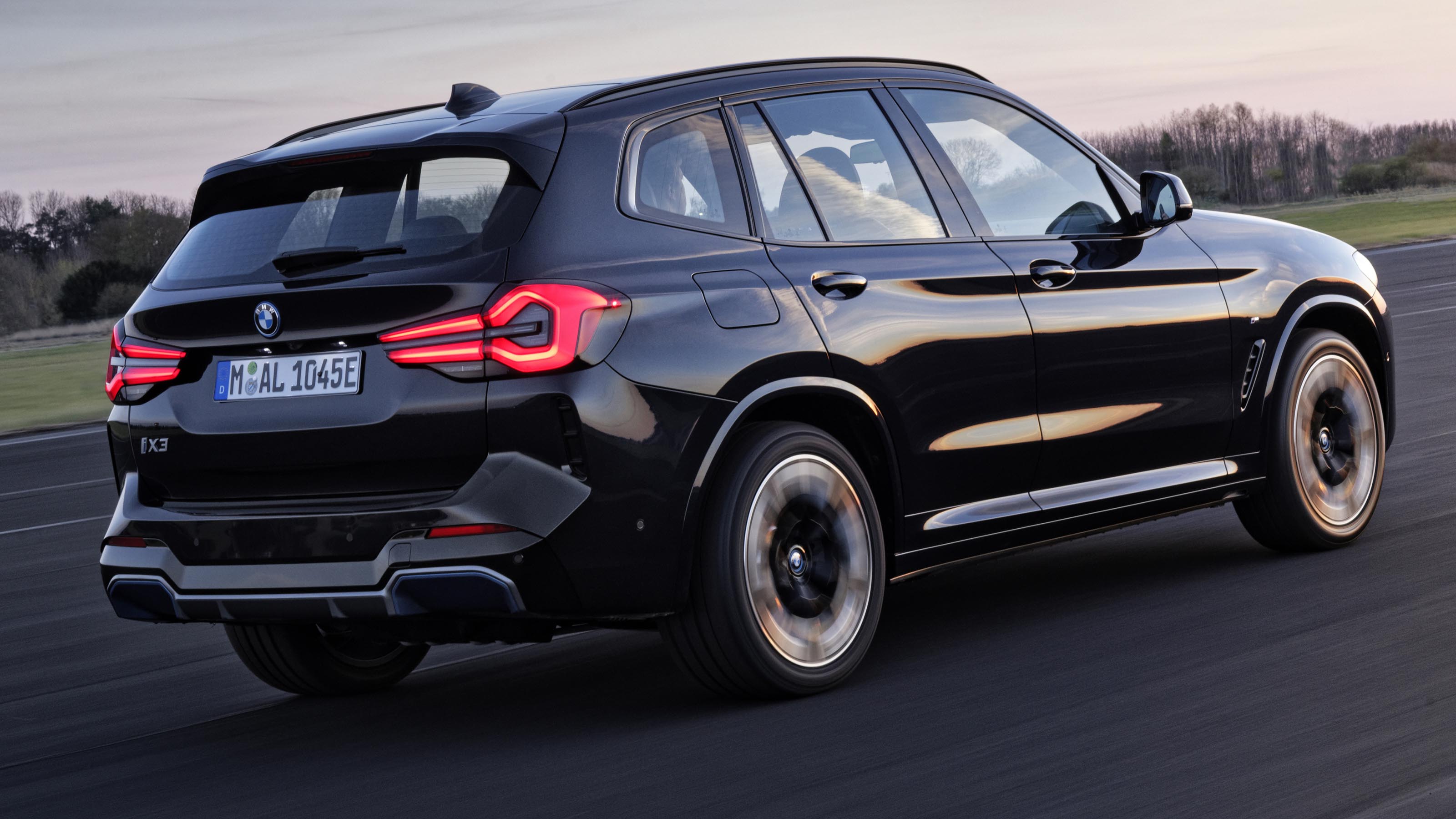 BMW iX3 facelift