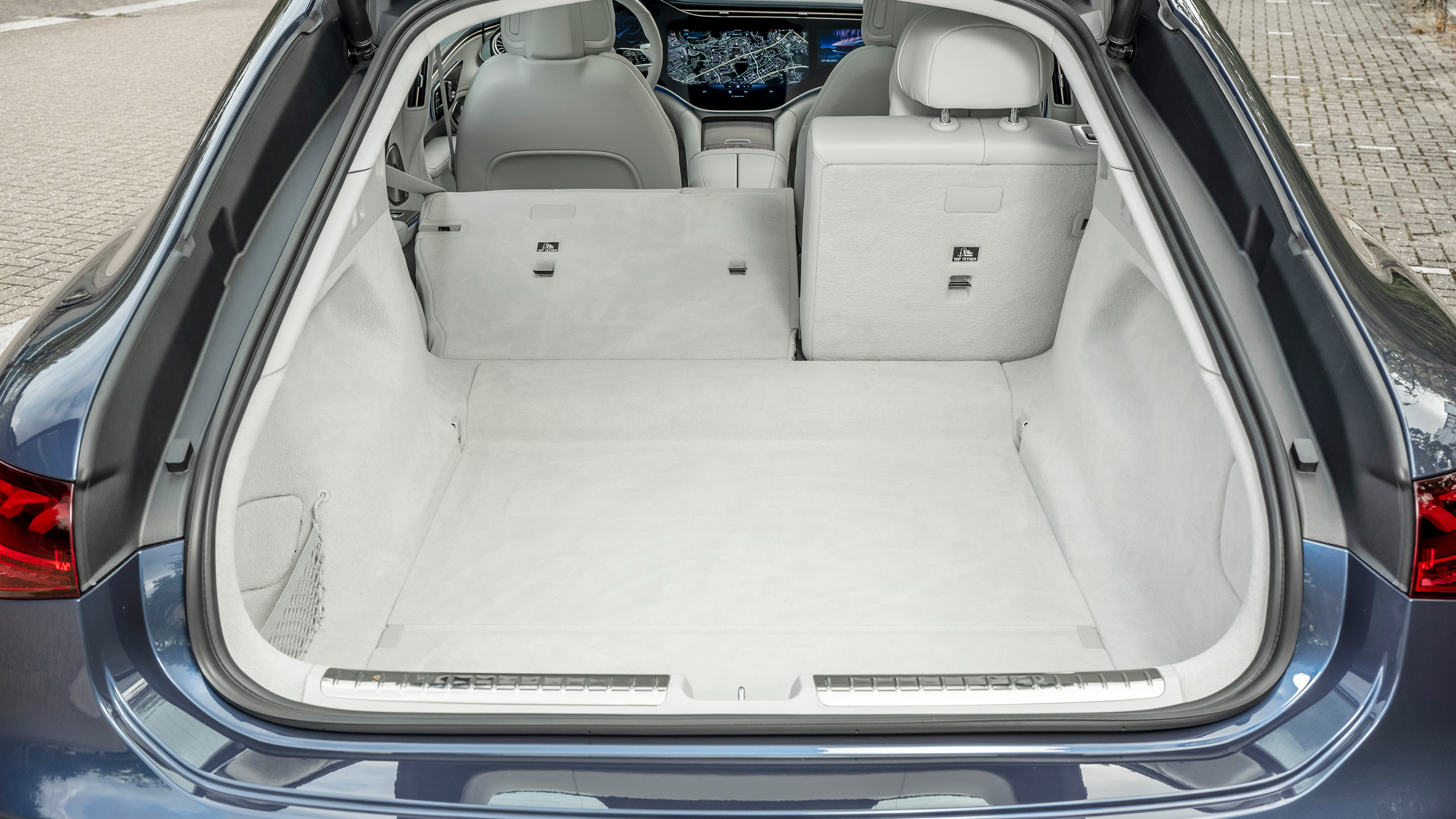 Mercedes EQS