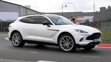 Aston Martin DBX hybrid