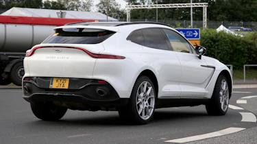 Aston Martin DBX hybrid