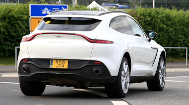Aston Martin DBX hybrid