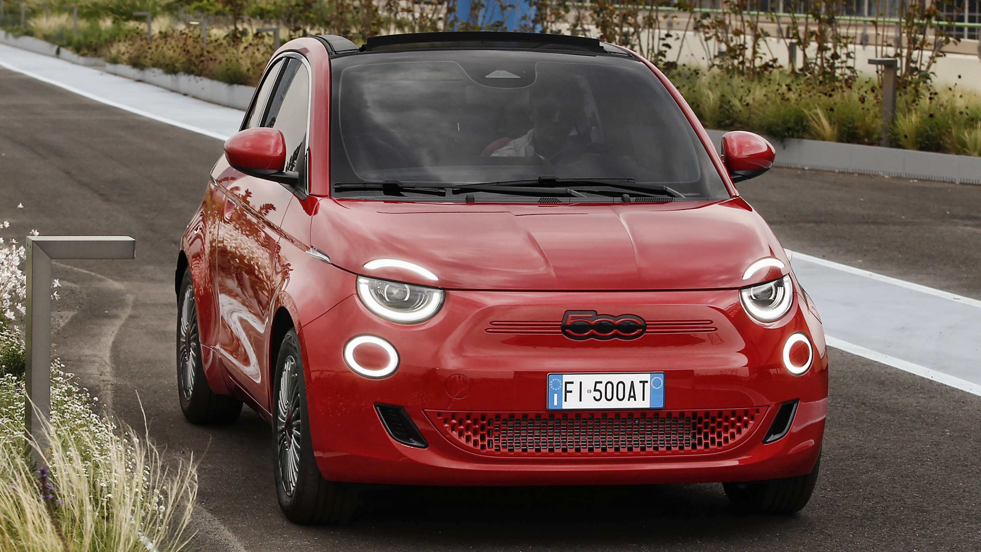 New Fiat 500(RED)