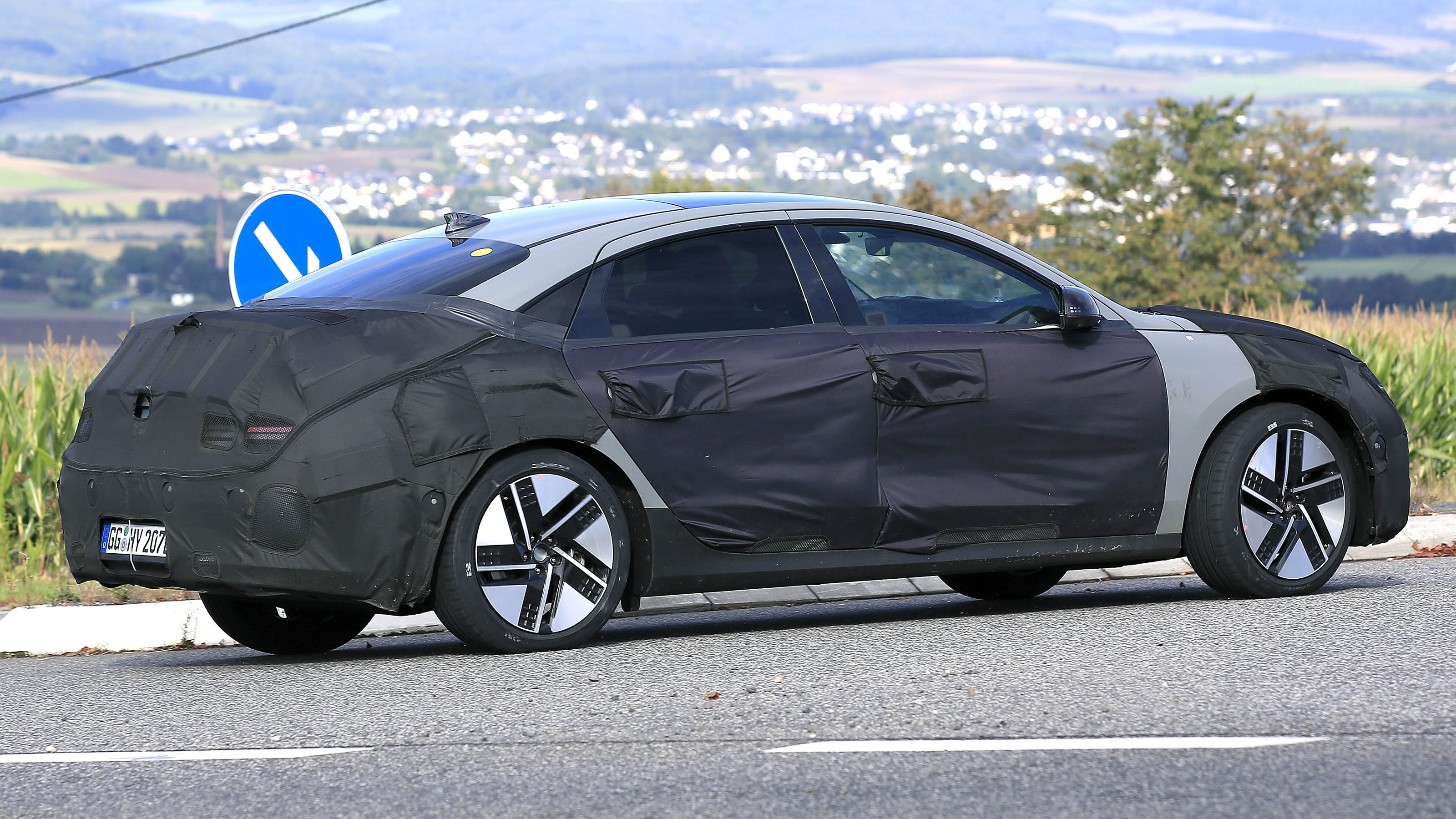 Hyundai Ioniq 6 spied testing