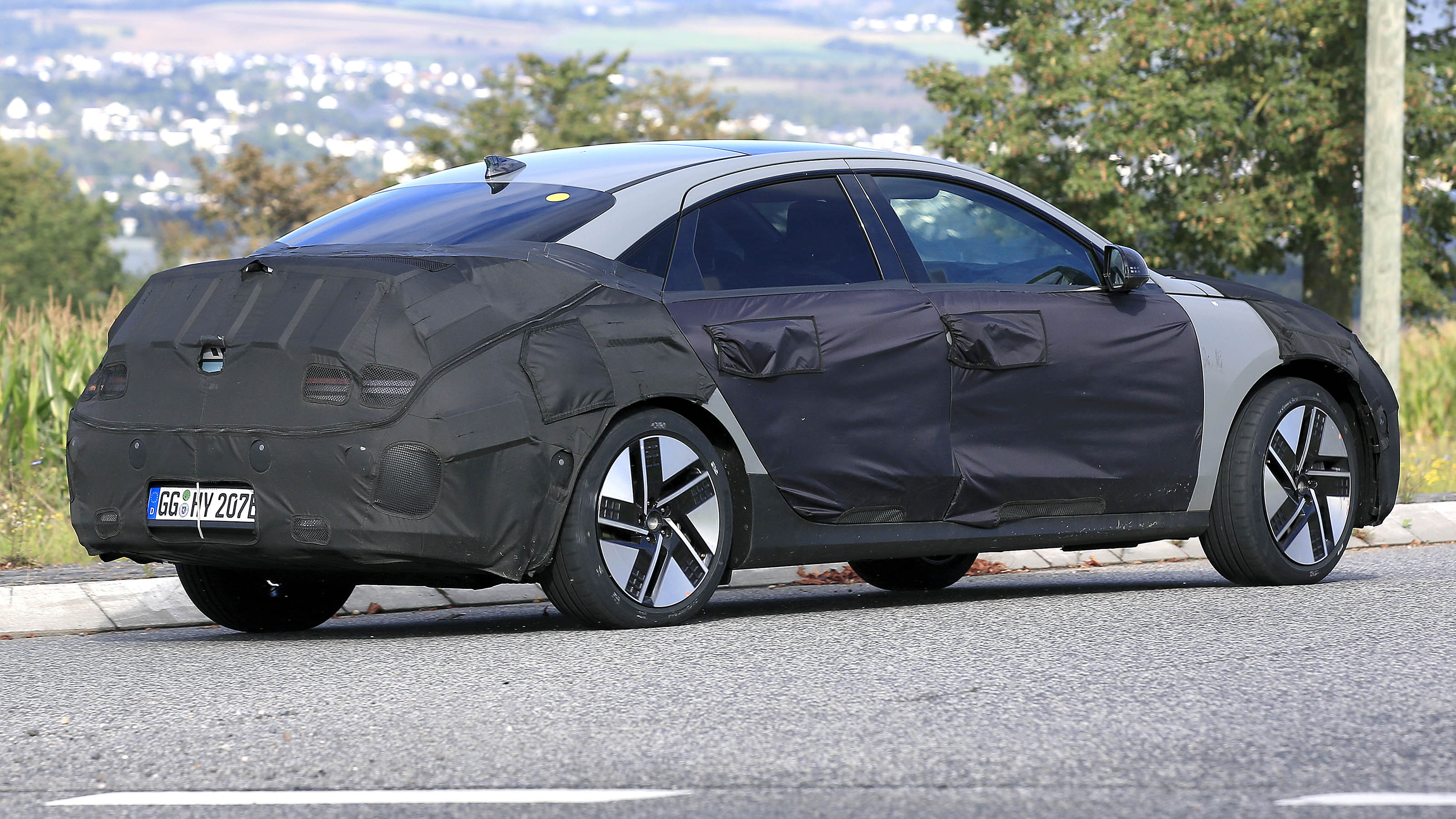 Hyundai Ioniq 6 spied testing