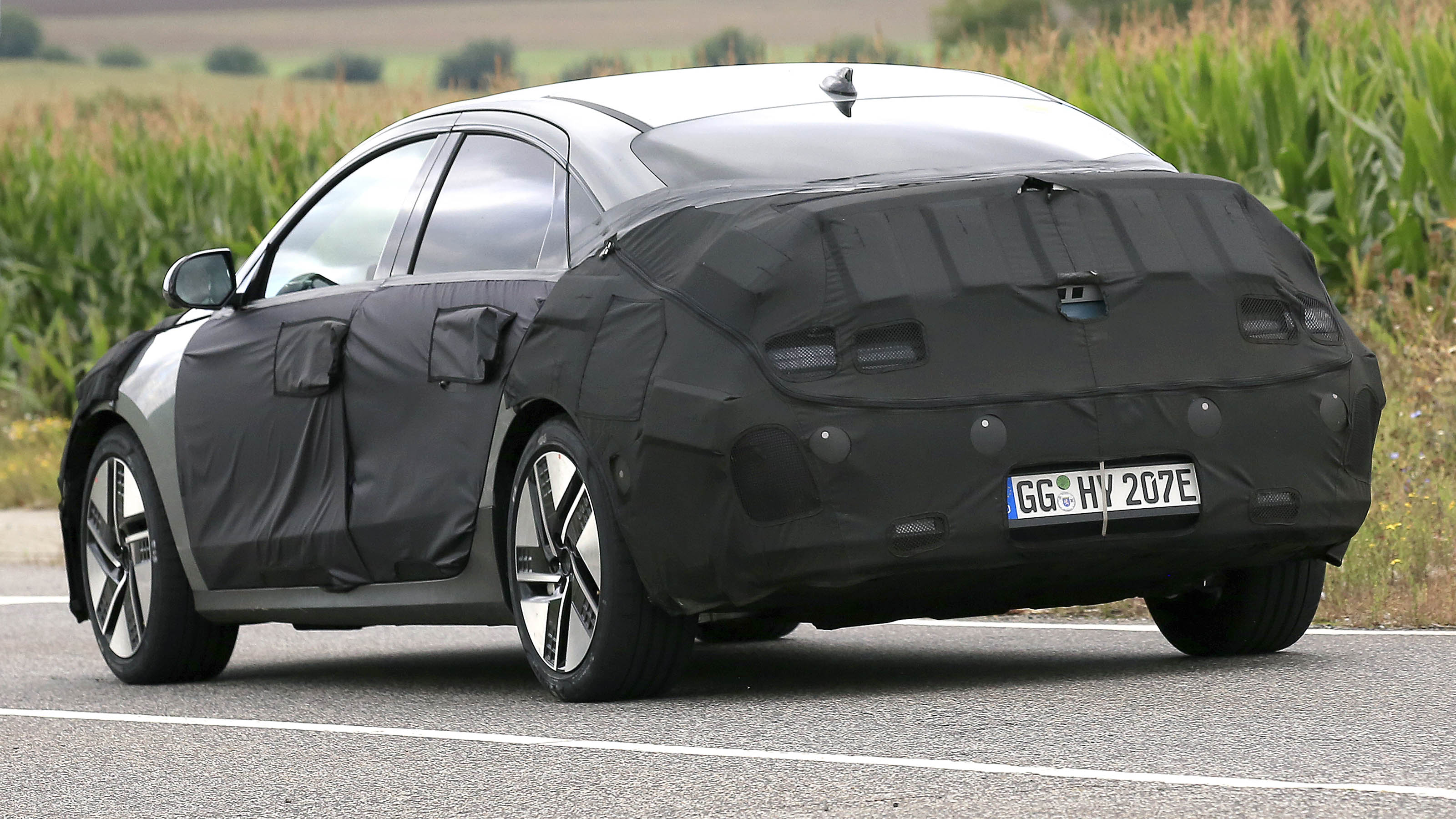Hyundai Ioniq 6 spied testing