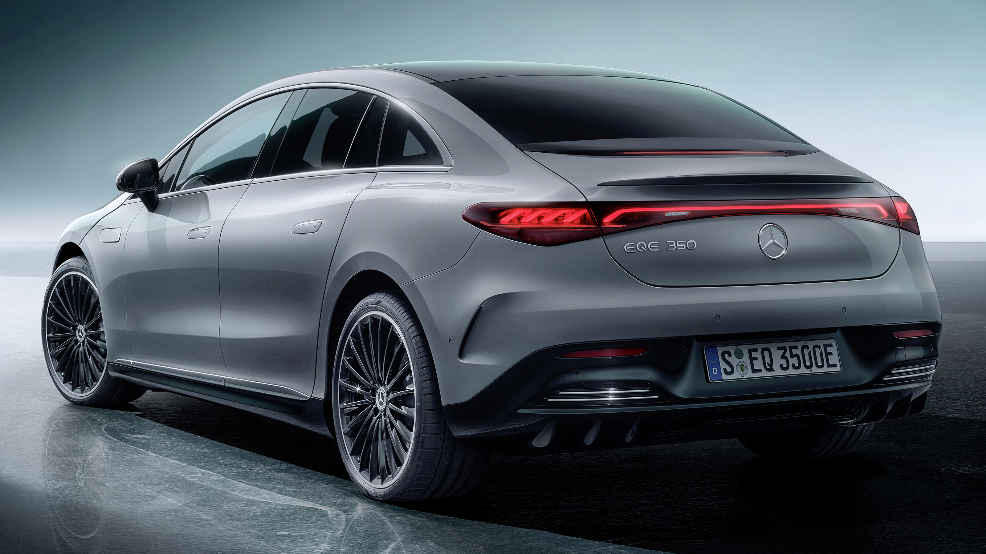 Mercedes EQE