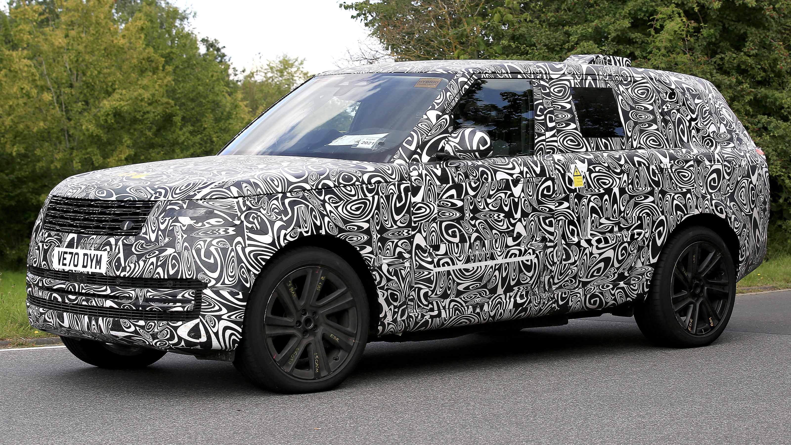 2022 Range Rover PHEV spied testing